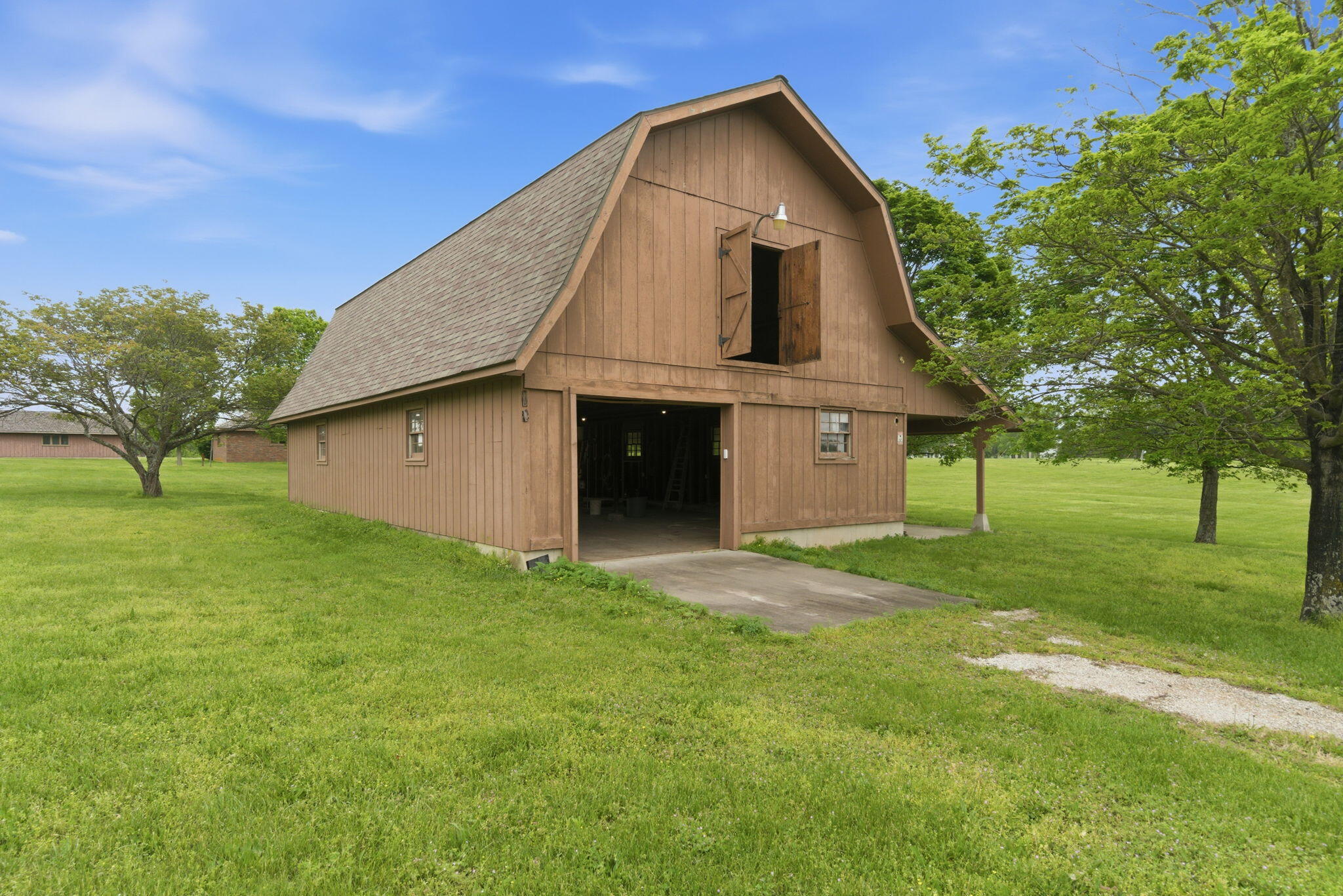431 North Farm Road 205 Property Photo 55