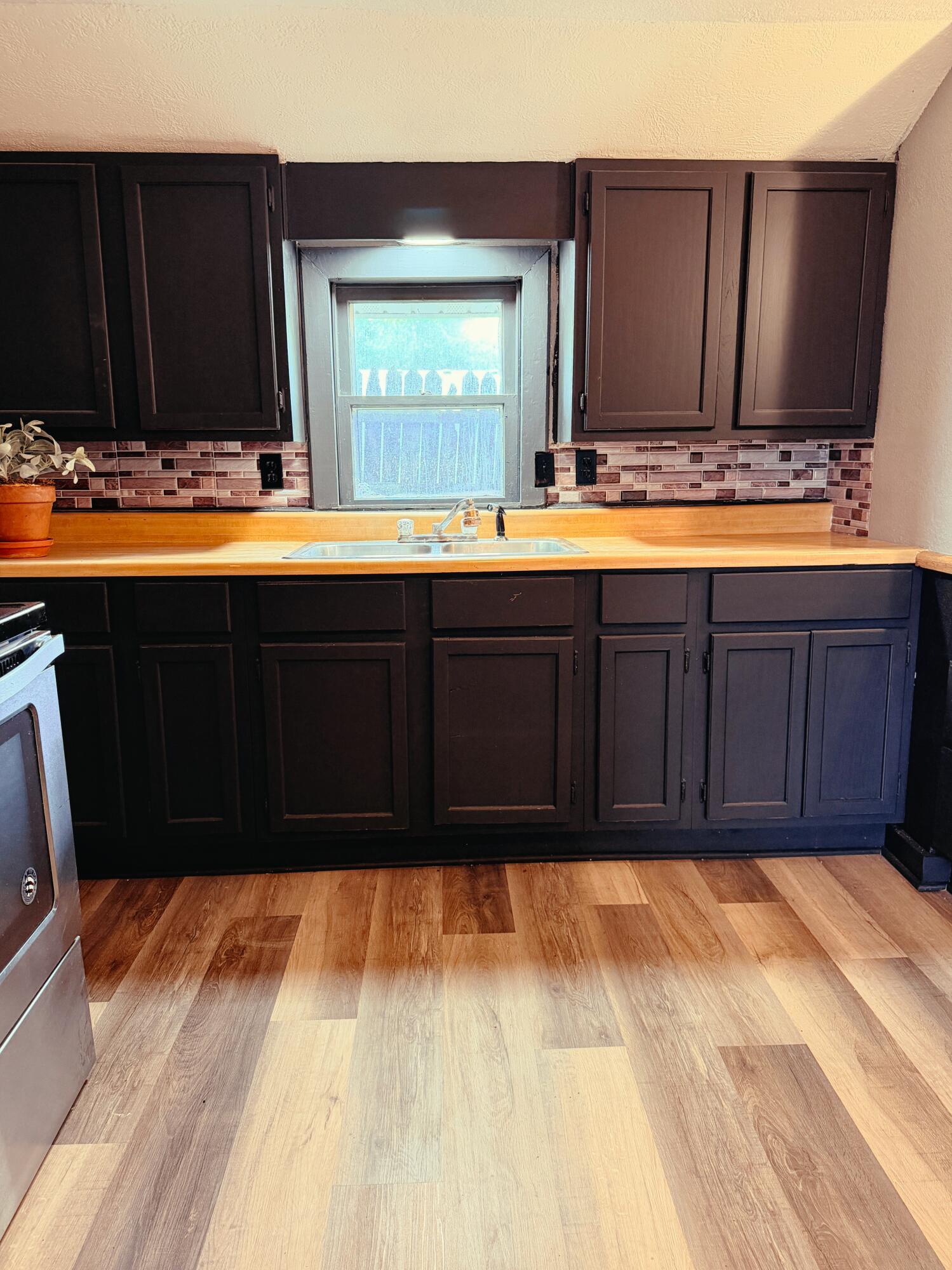 802 South Main Avenue Property Photo 13