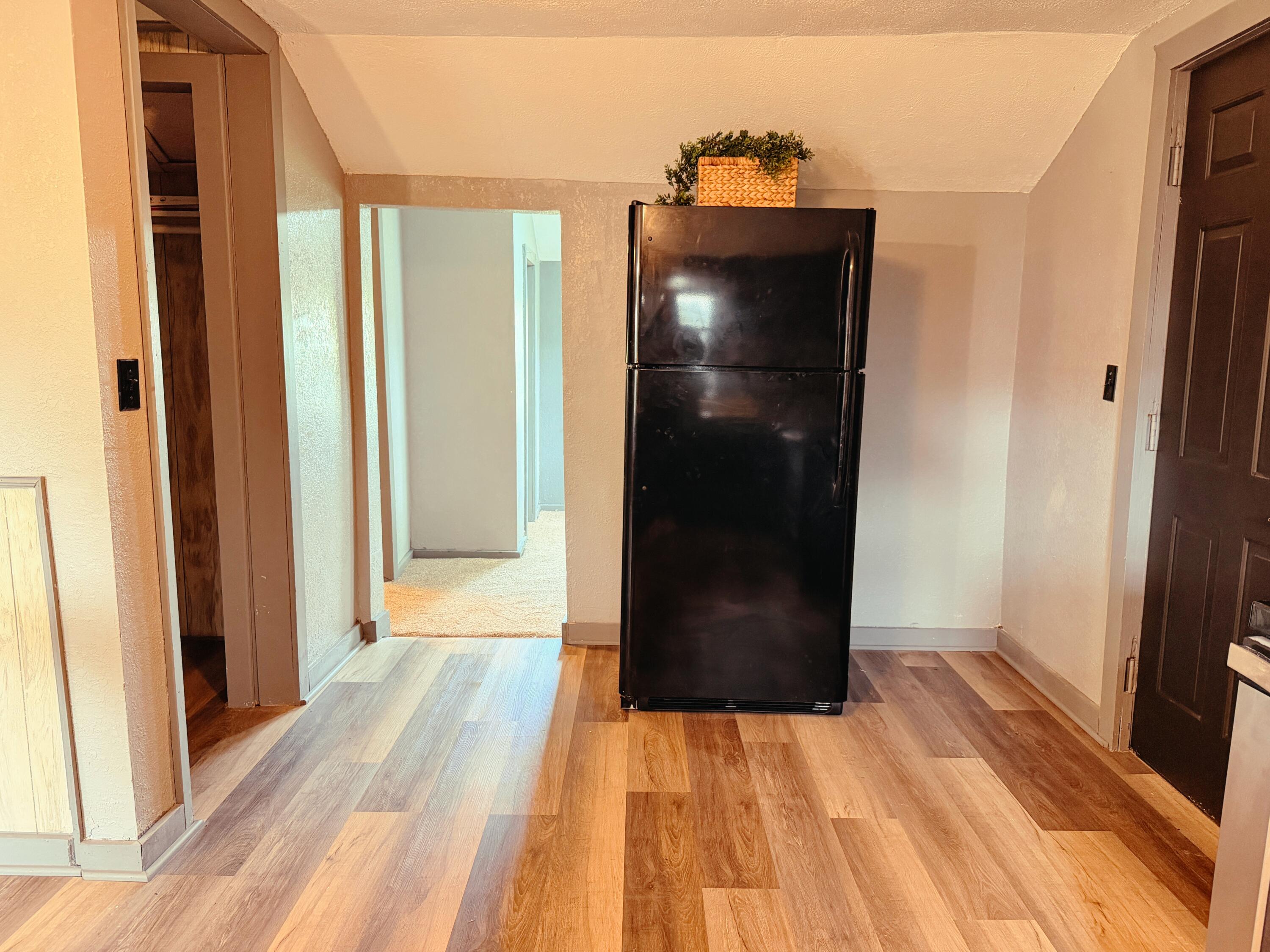 802 South Main Avenue Property Photo 15