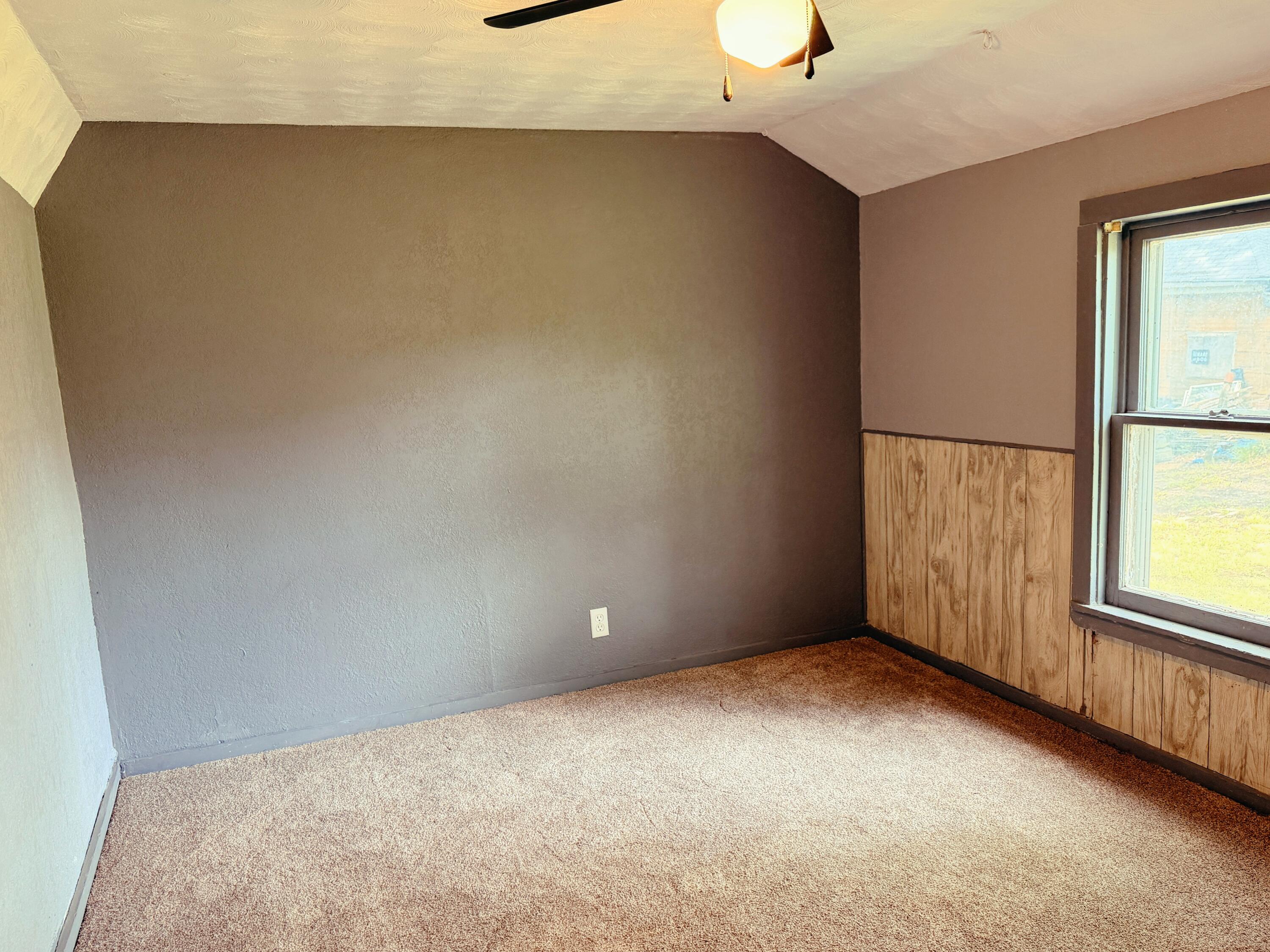 802 South Main Avenue Property Photo 18