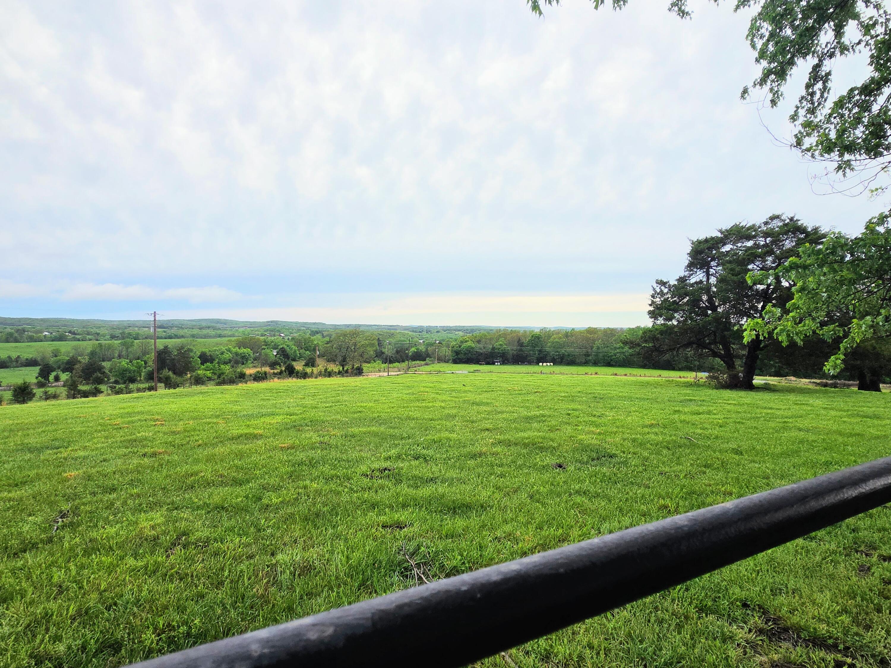 16641 New Hope Drive Property Photo 11