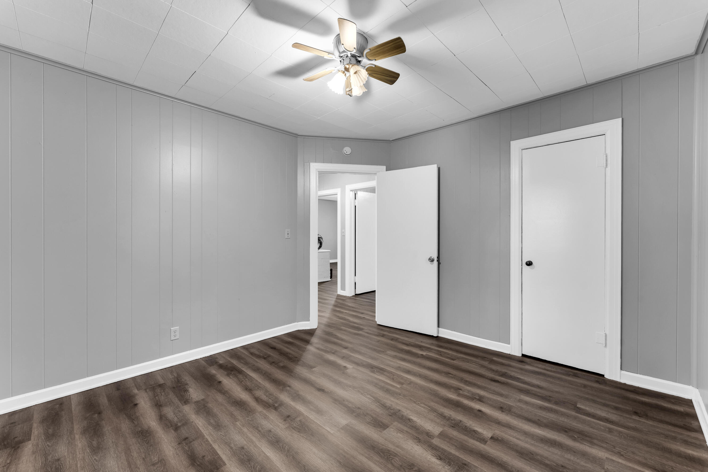 1439 South Luster Avenue Property Photo 17