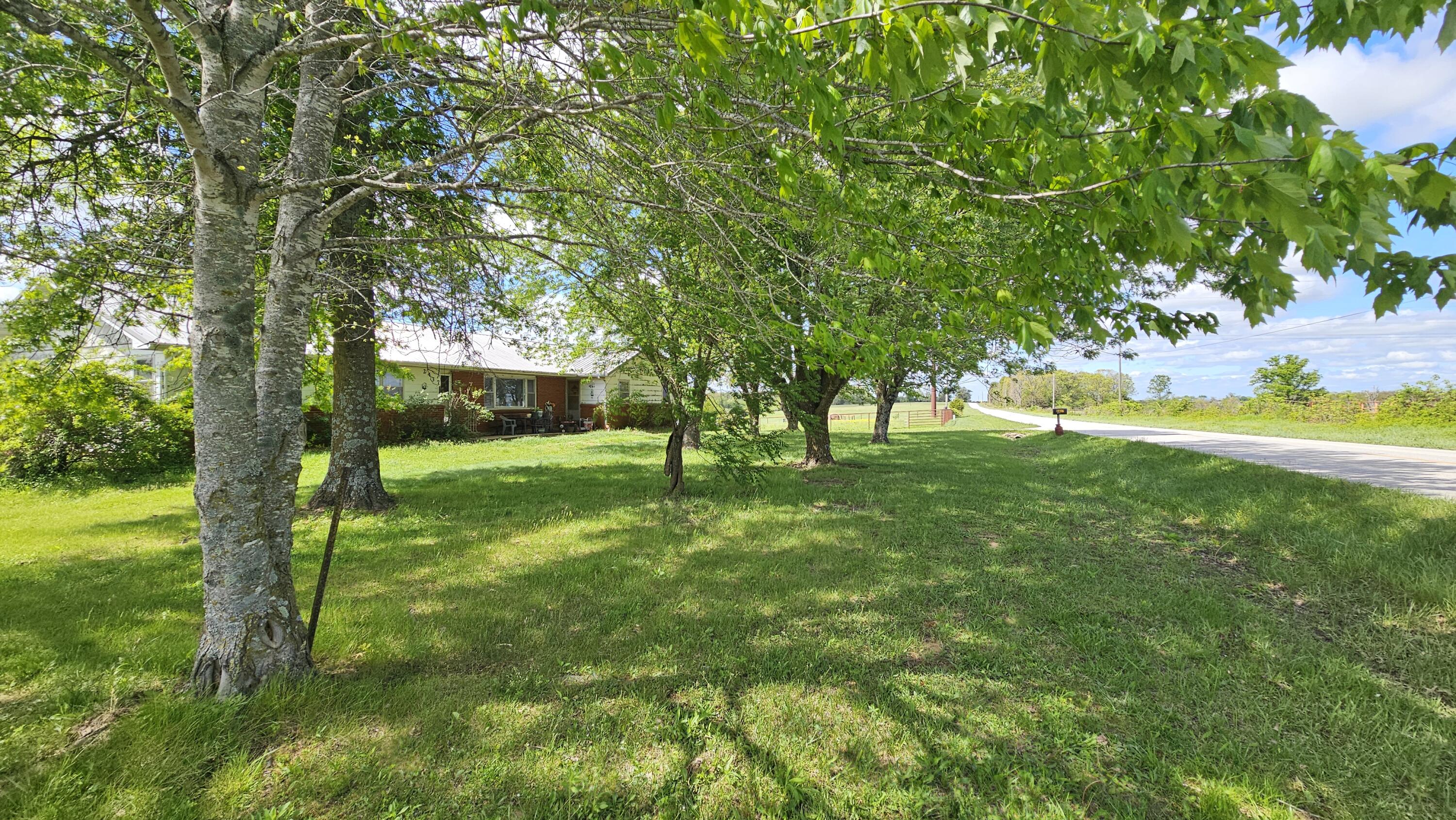 2437 State Highway Y Property Photo 6