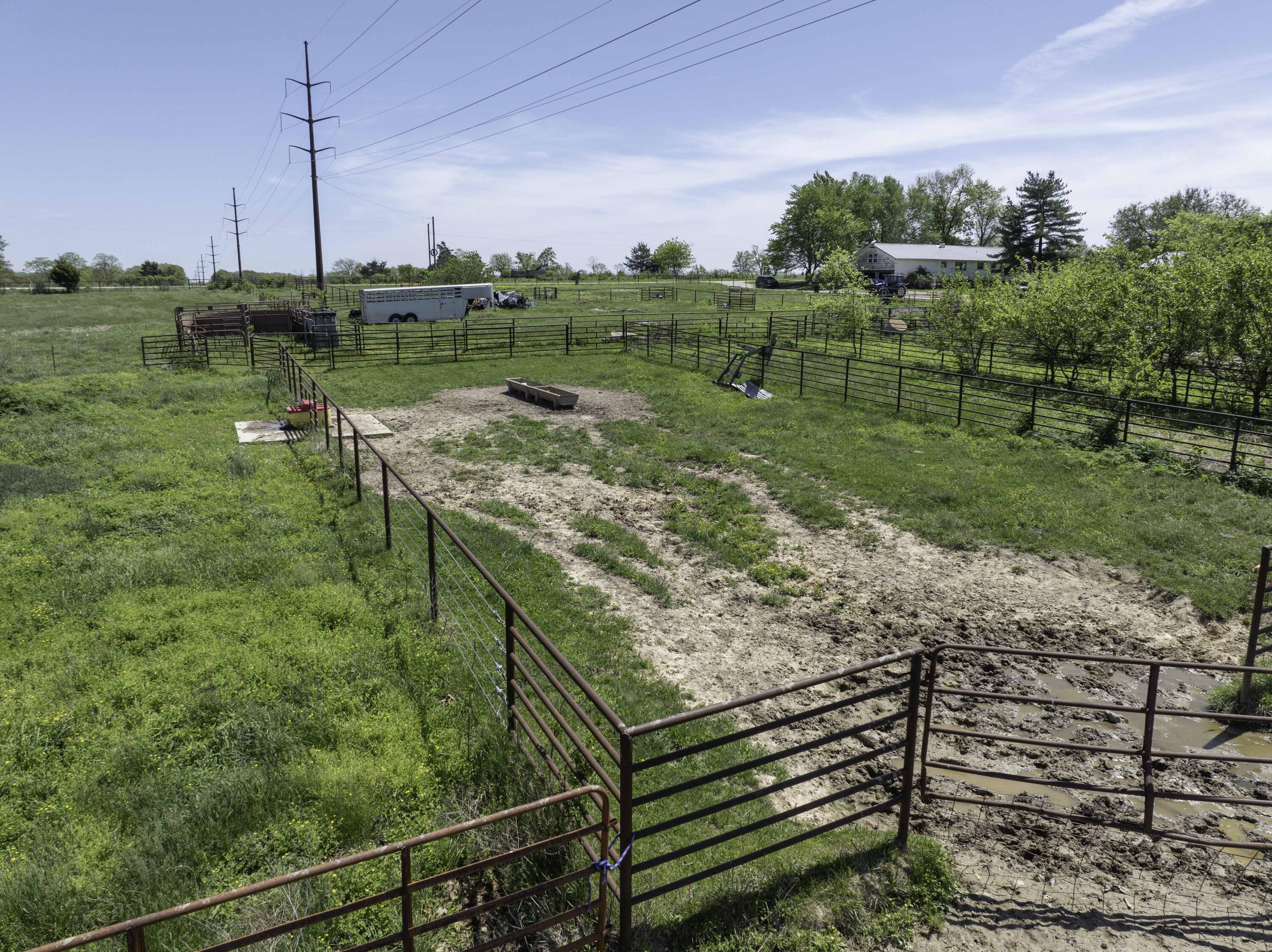 2437 State Highway Y Property Photo 13