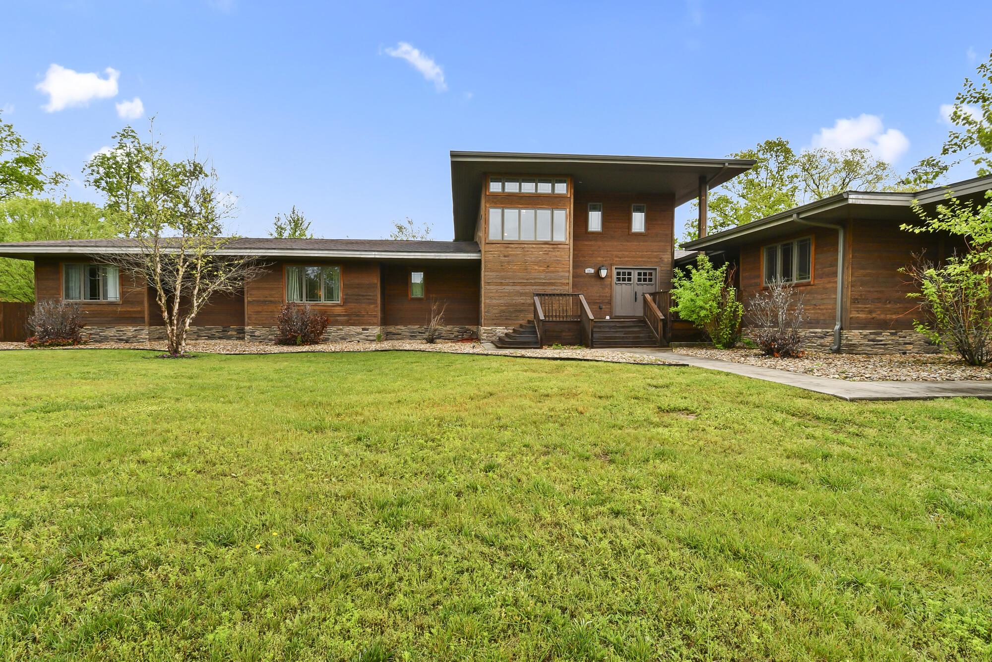 771 Seven Pines Drive Property Photo 5