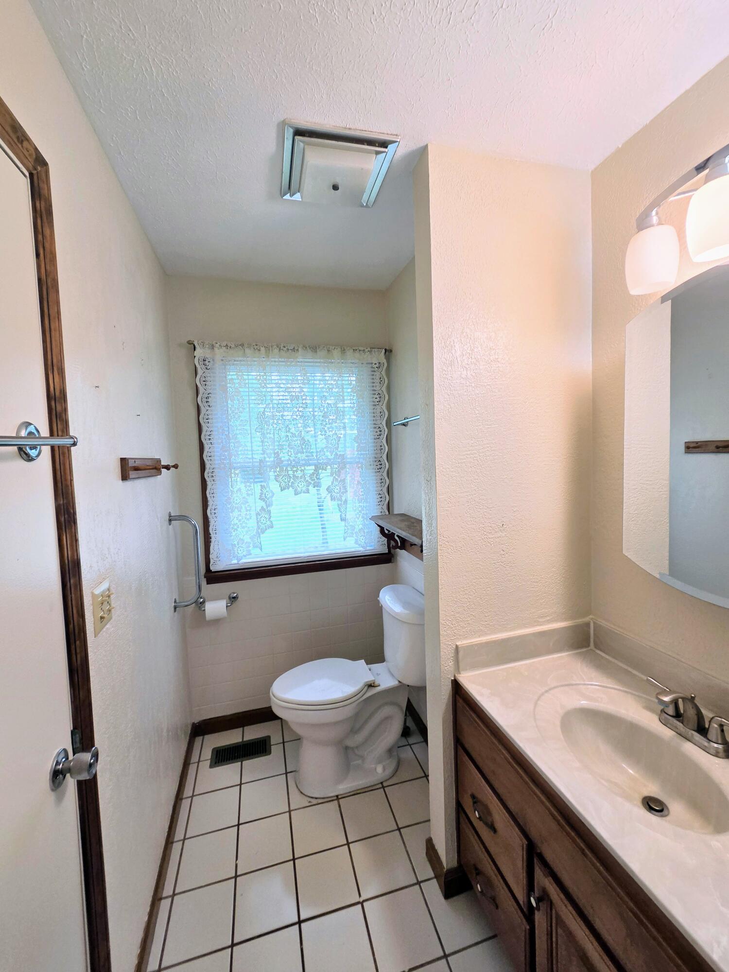 16641 New Hope Drive Property Photo 52