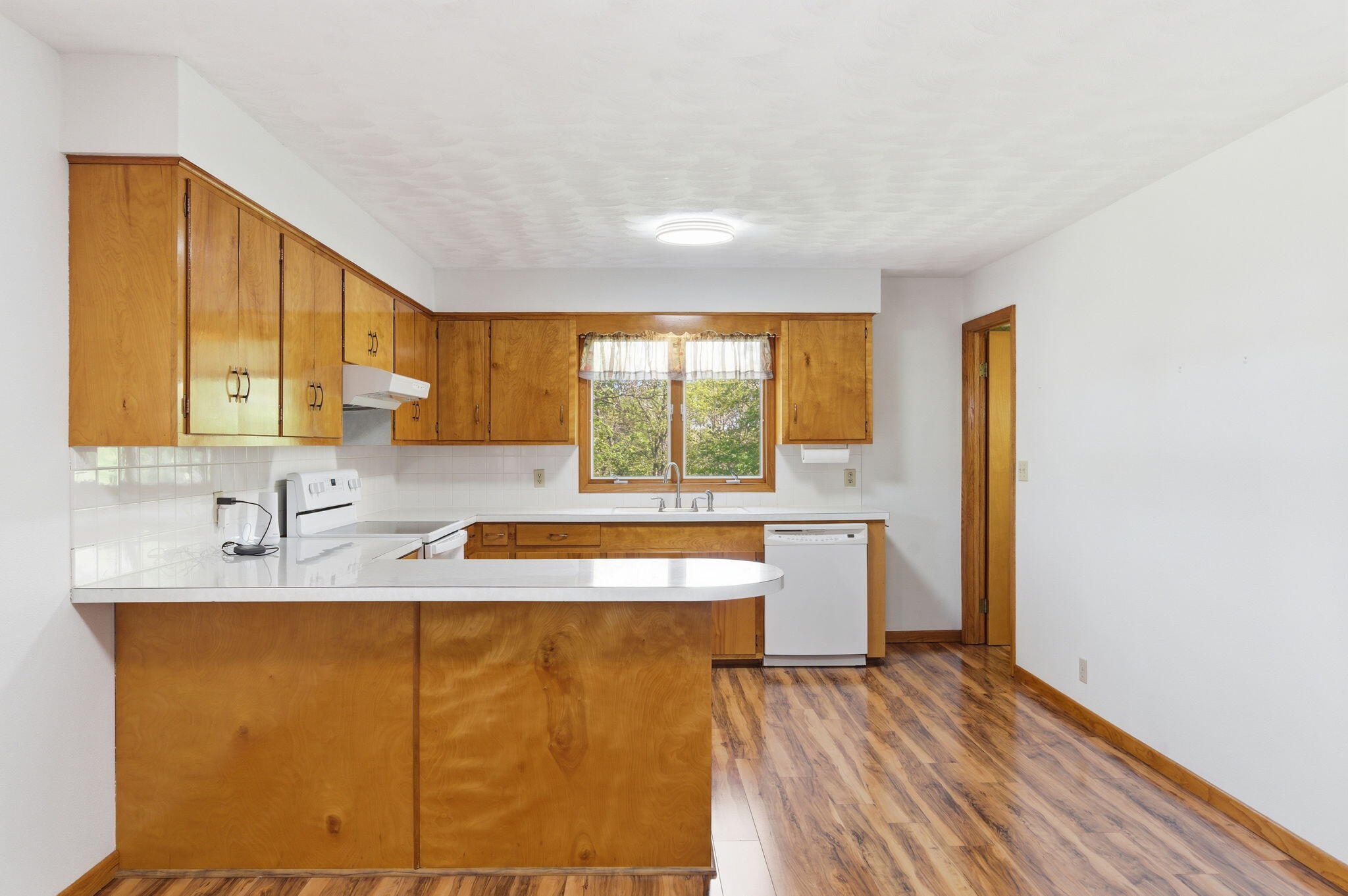 23625 Lawrence 1020 Property Photo 10