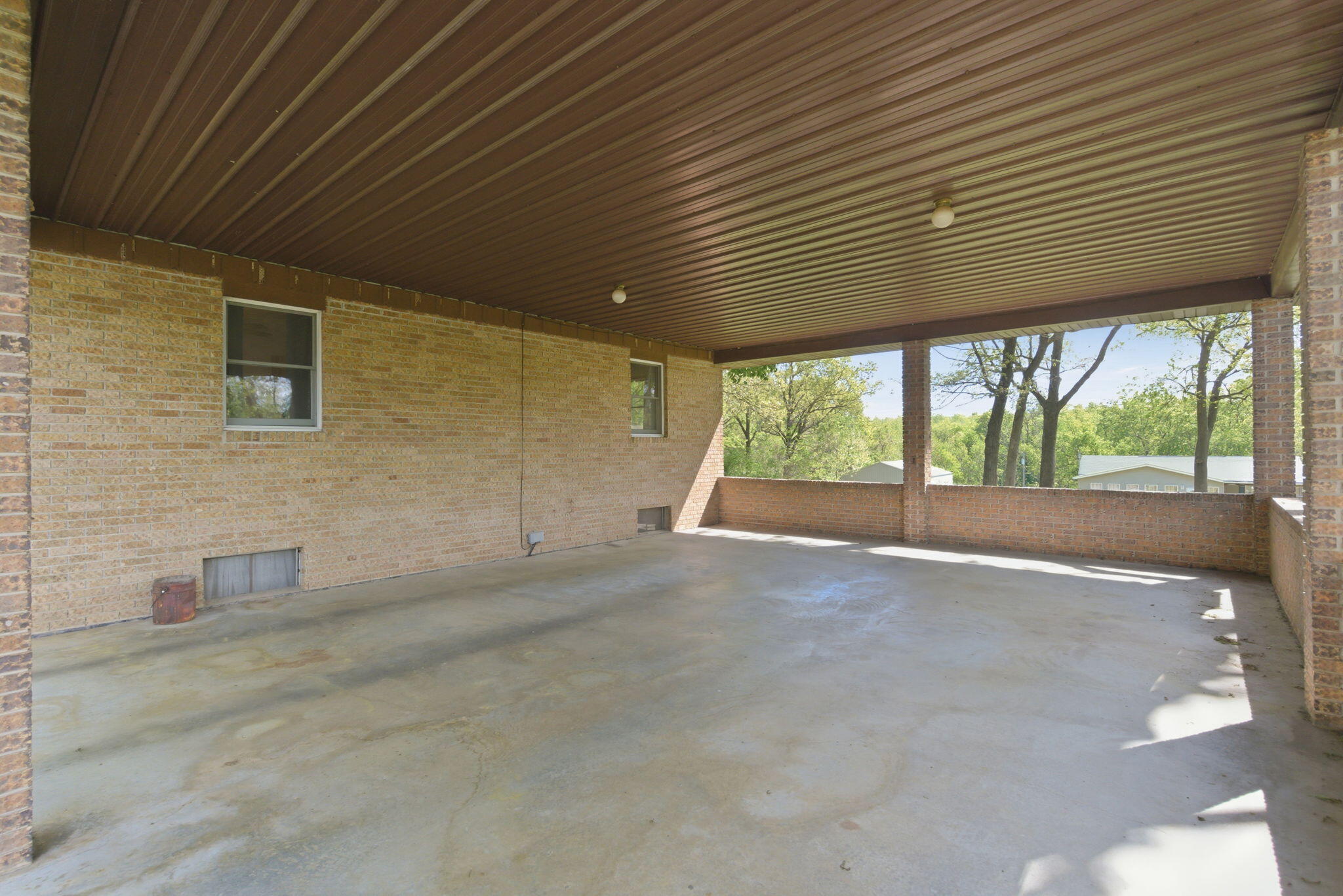 23625 Lawrence 1020 Property Photo 28