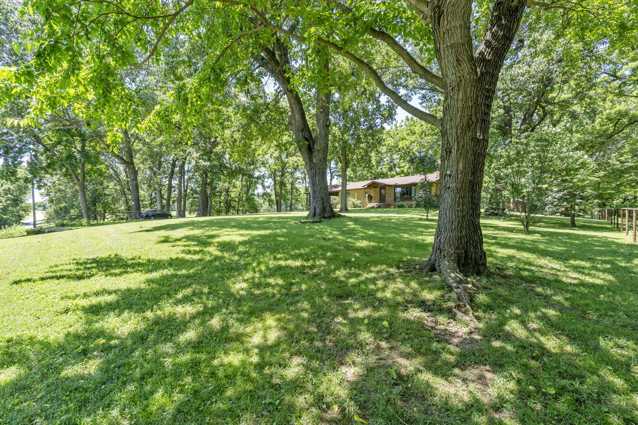 23625 Lawrence 1020 Property Photo 4