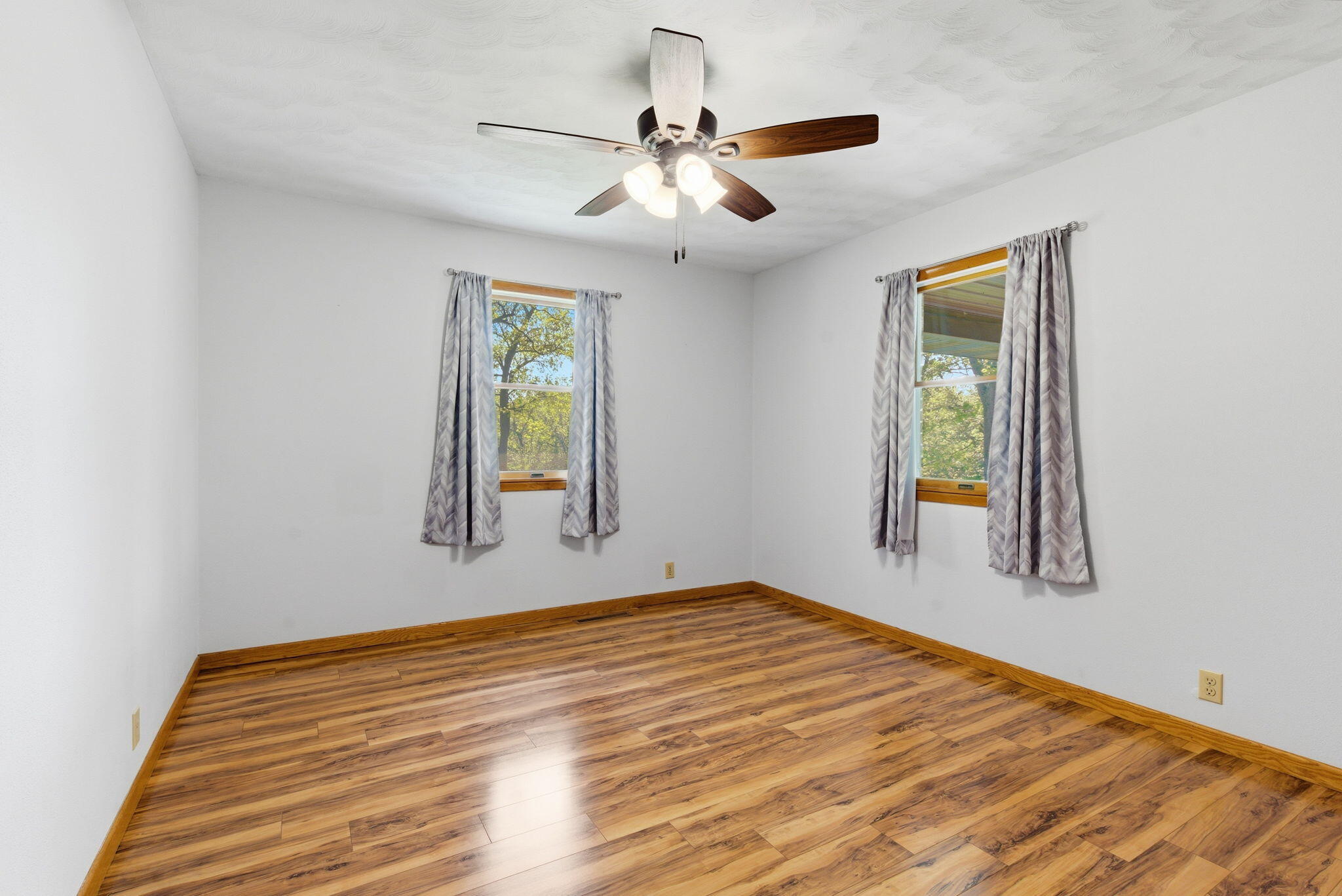 23625 Lawrence 1020 Property Photo 20