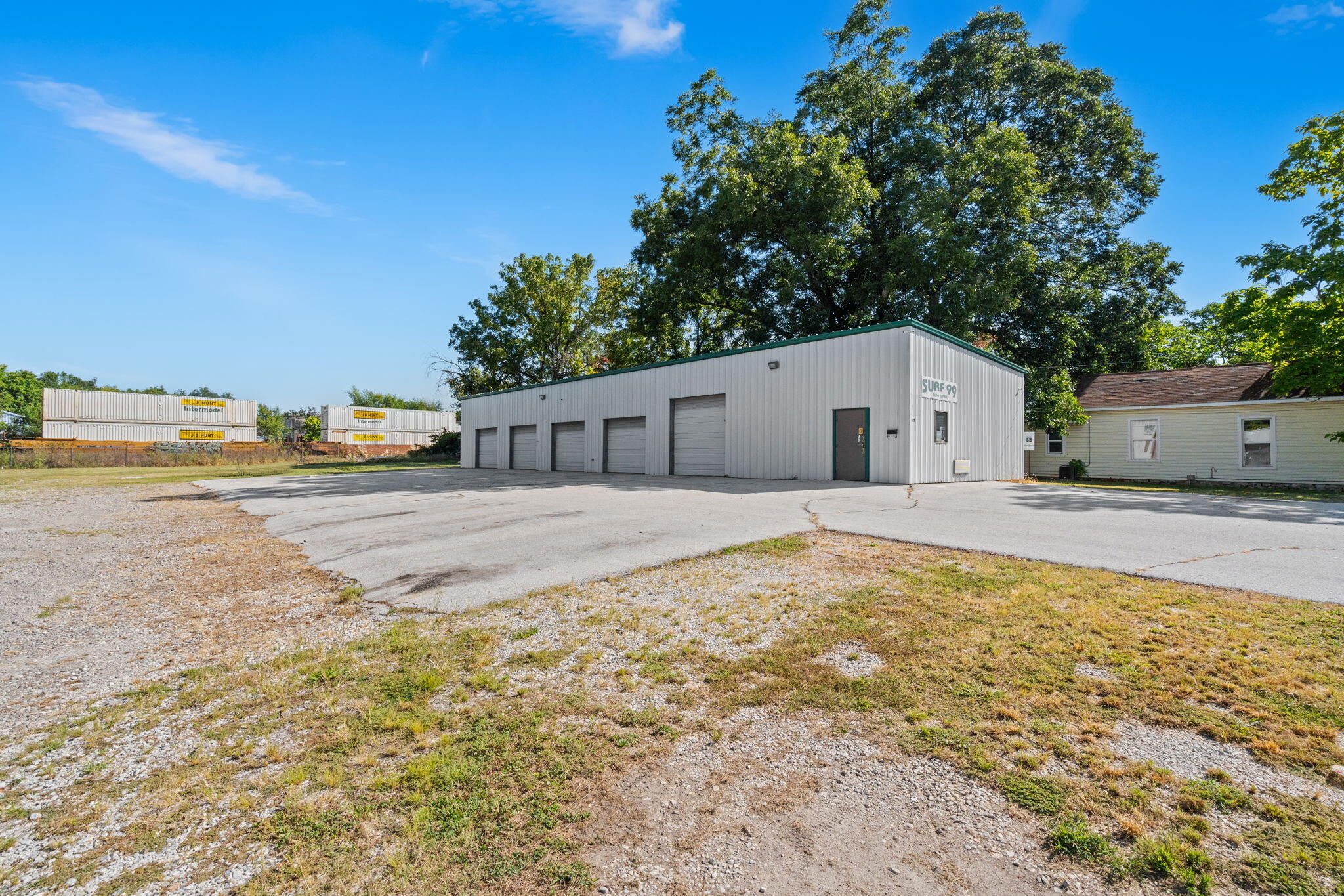1525 East Florida Street Property Photo 5