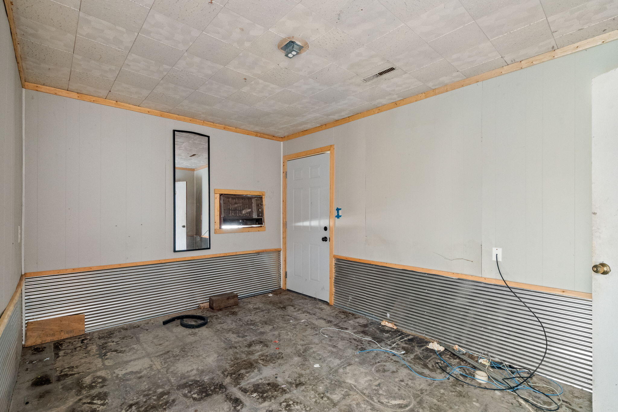 1525 East Florida Street Property Photo 22