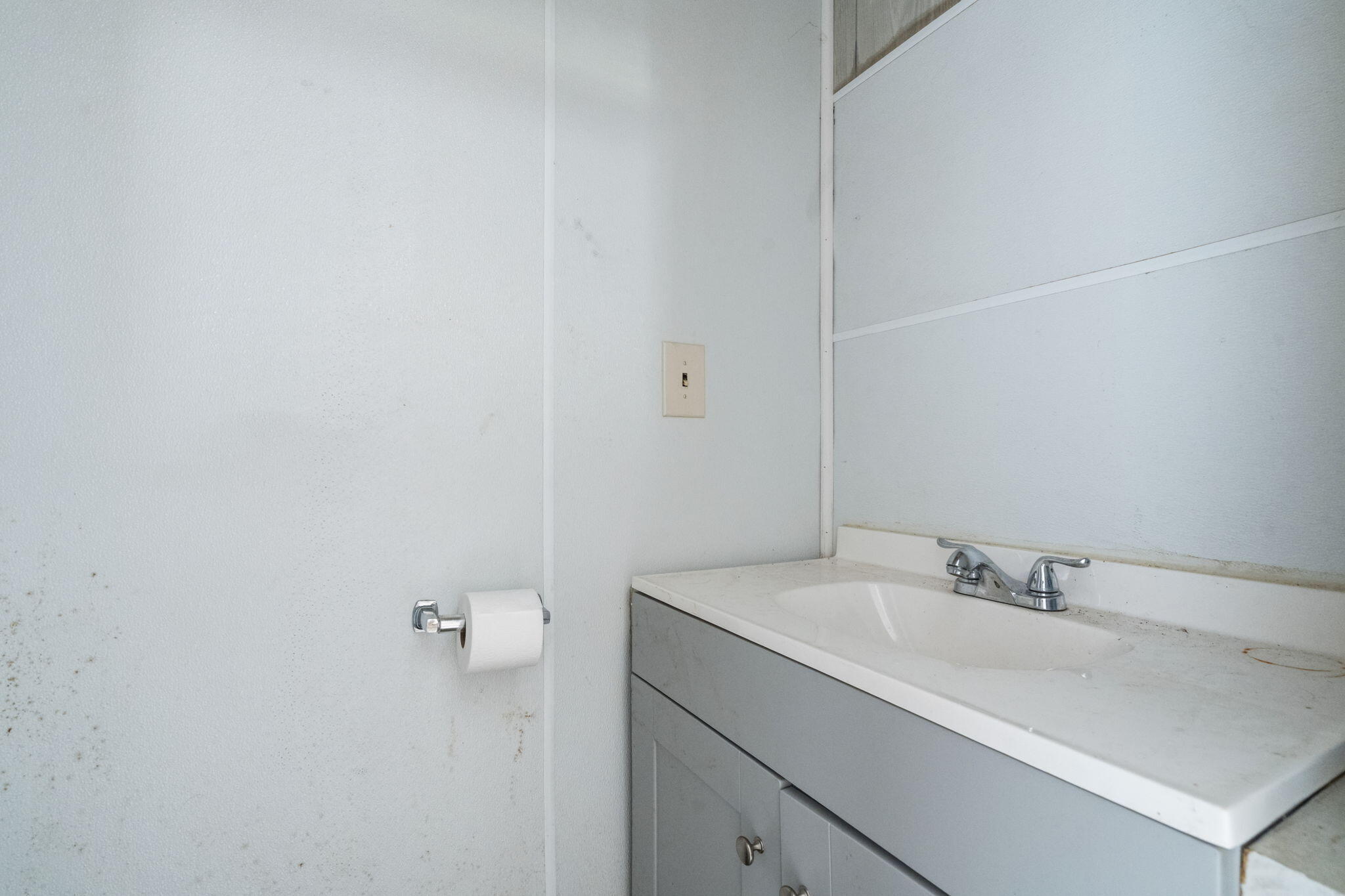 1525 East Florida Street Property Photo 24