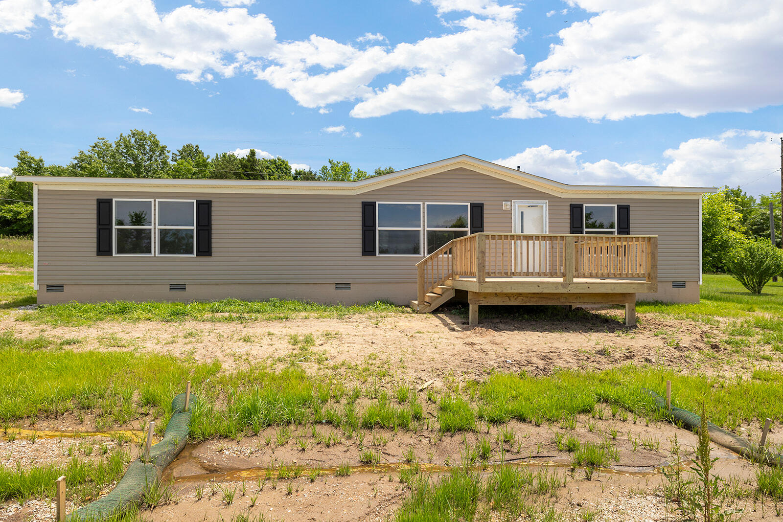 600 Tri-lakes Road Property Photo 1