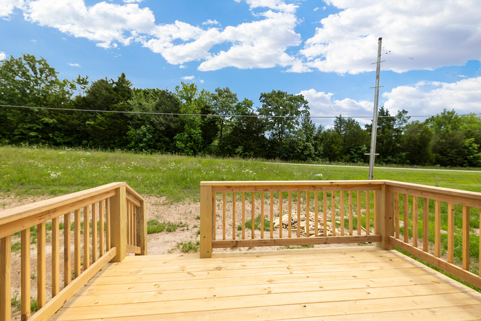 600 Tri-lakes Road Property Photo 5