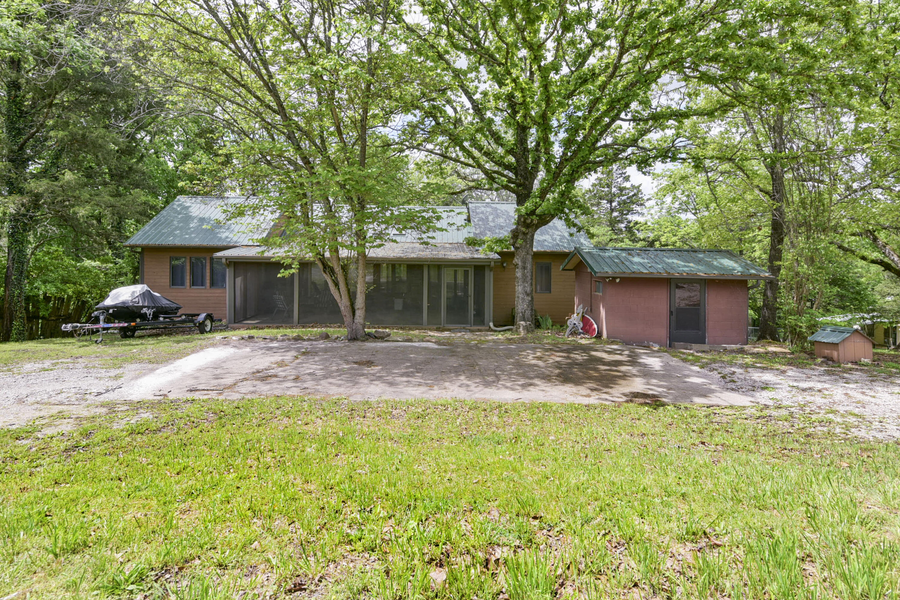 27527 Hock Lane Property Photo 2