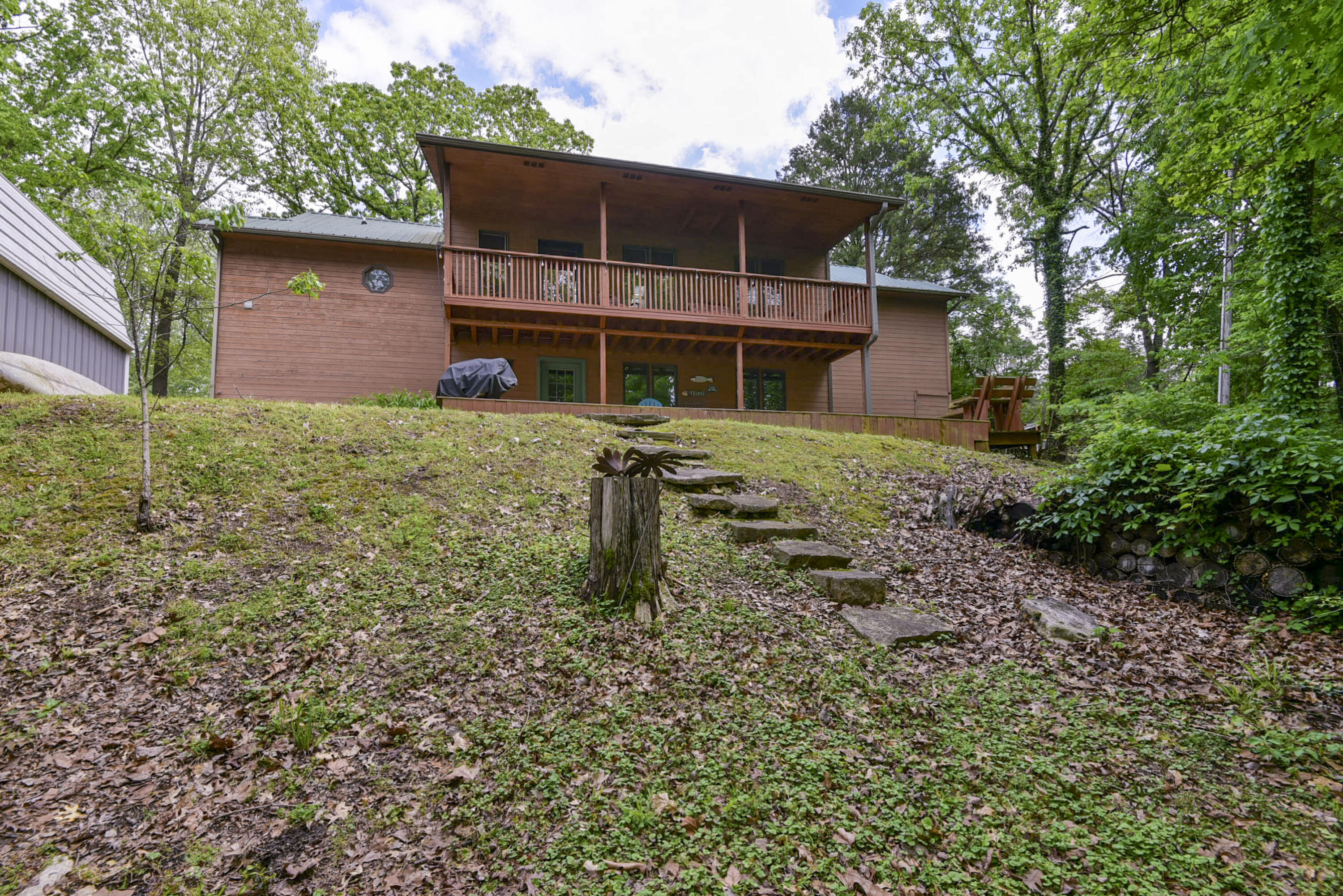 27527 Hock Lane Property Photo 3