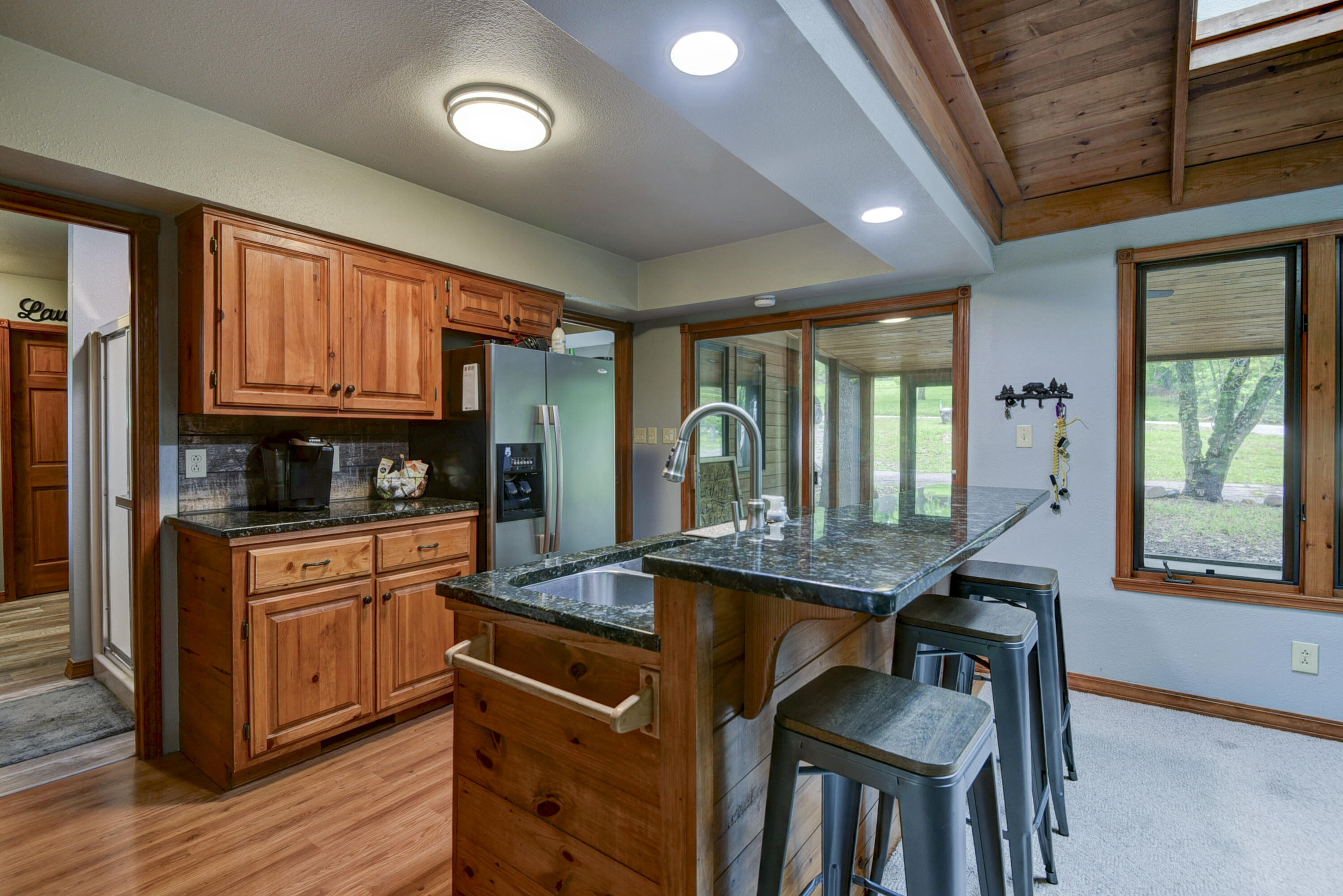 27527 Hock Lane Property Photo 9