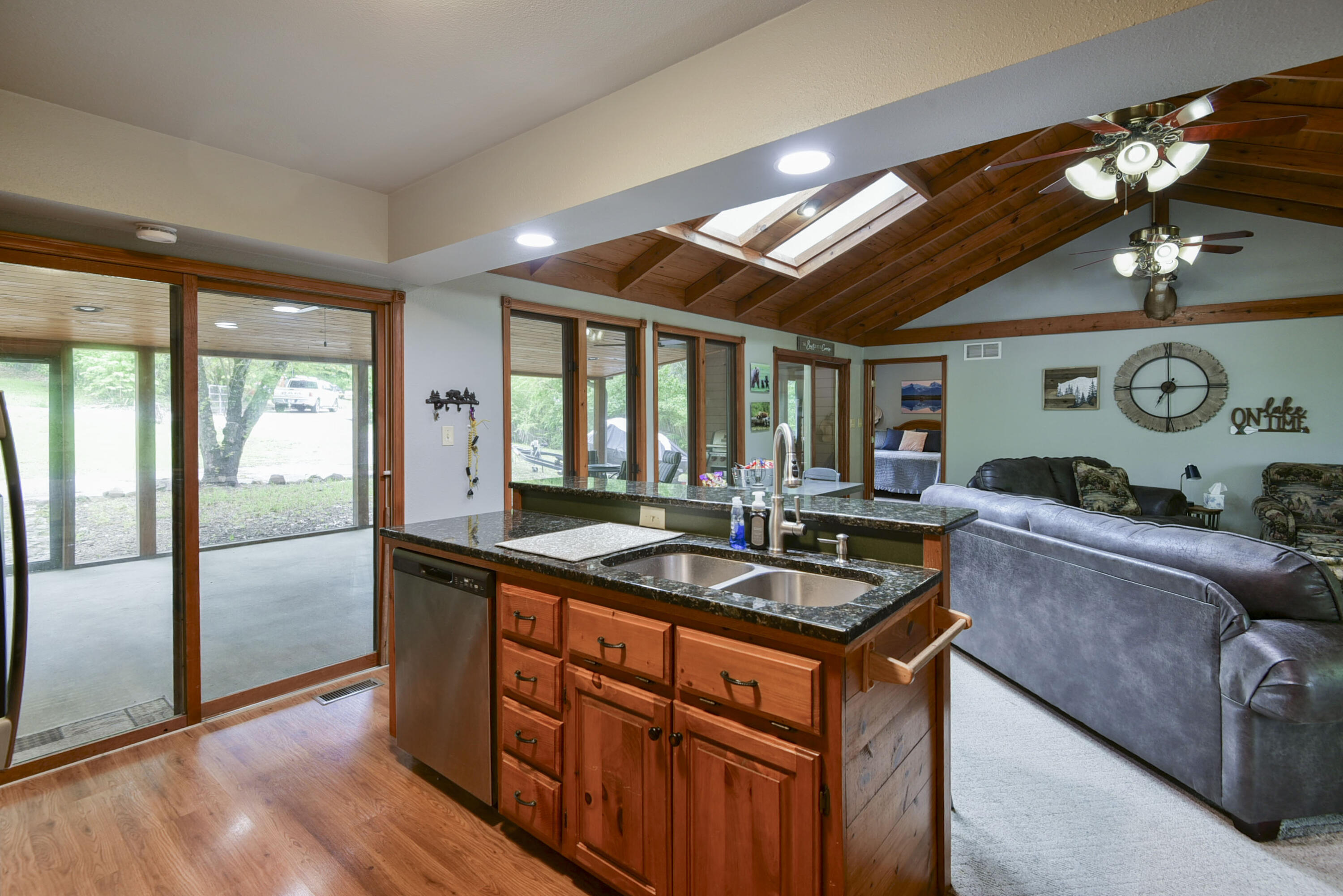 27527 Hock Lane Property Photo 10