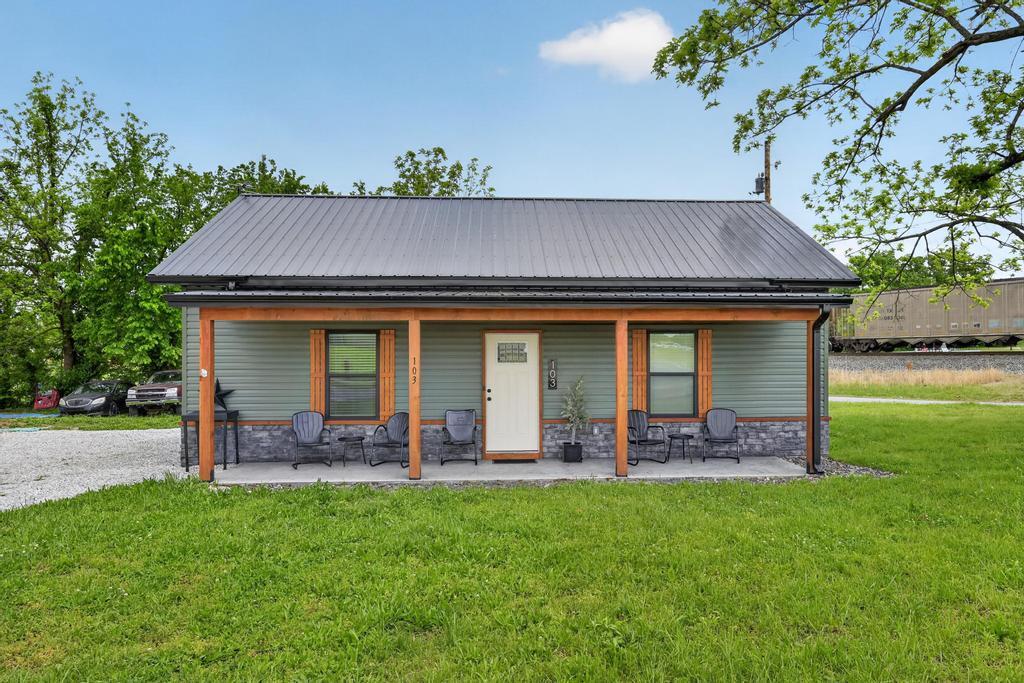 103 Whitmore Street Property Photo 1