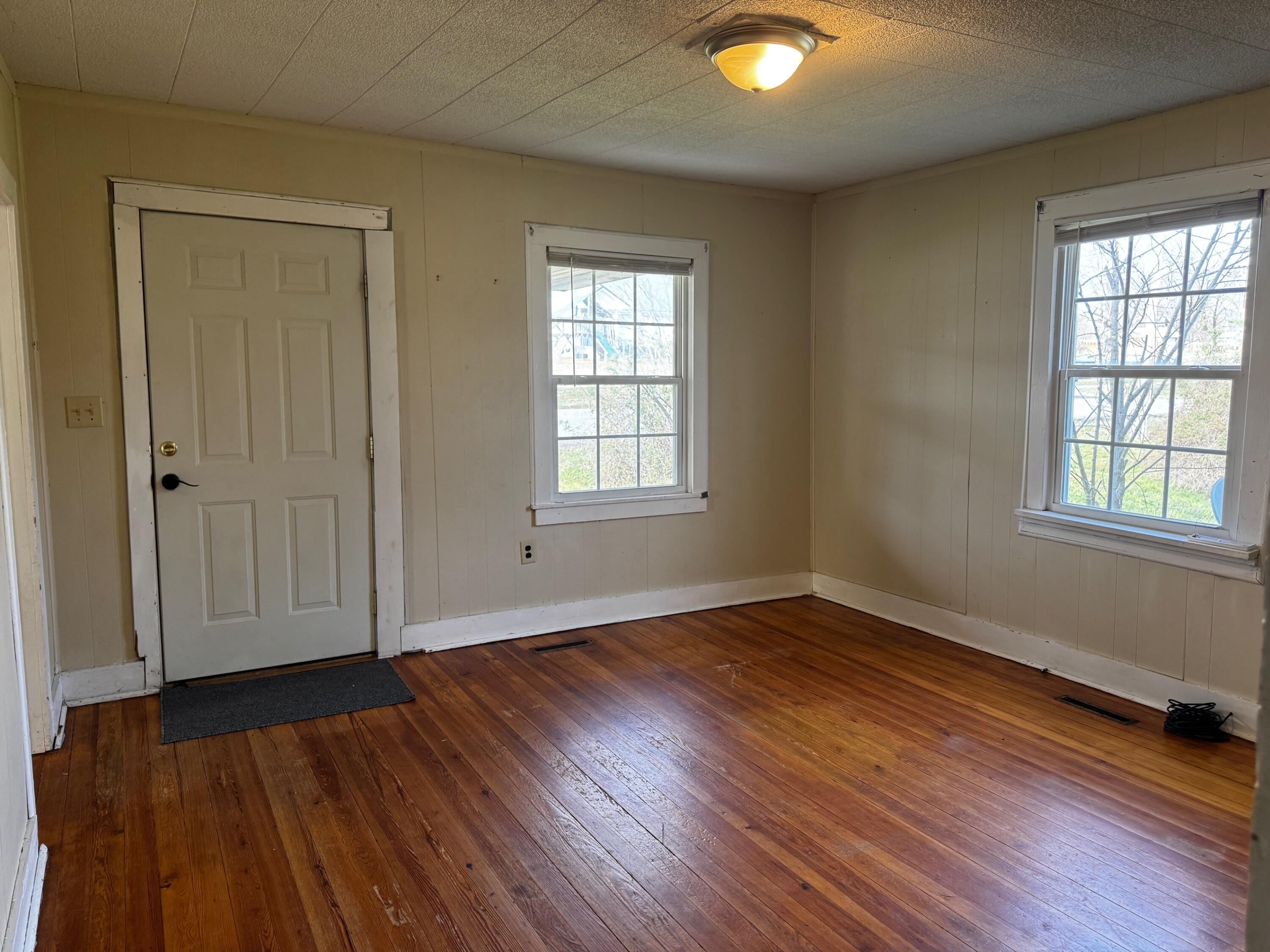 86 East Hickory Street Property Photo 6