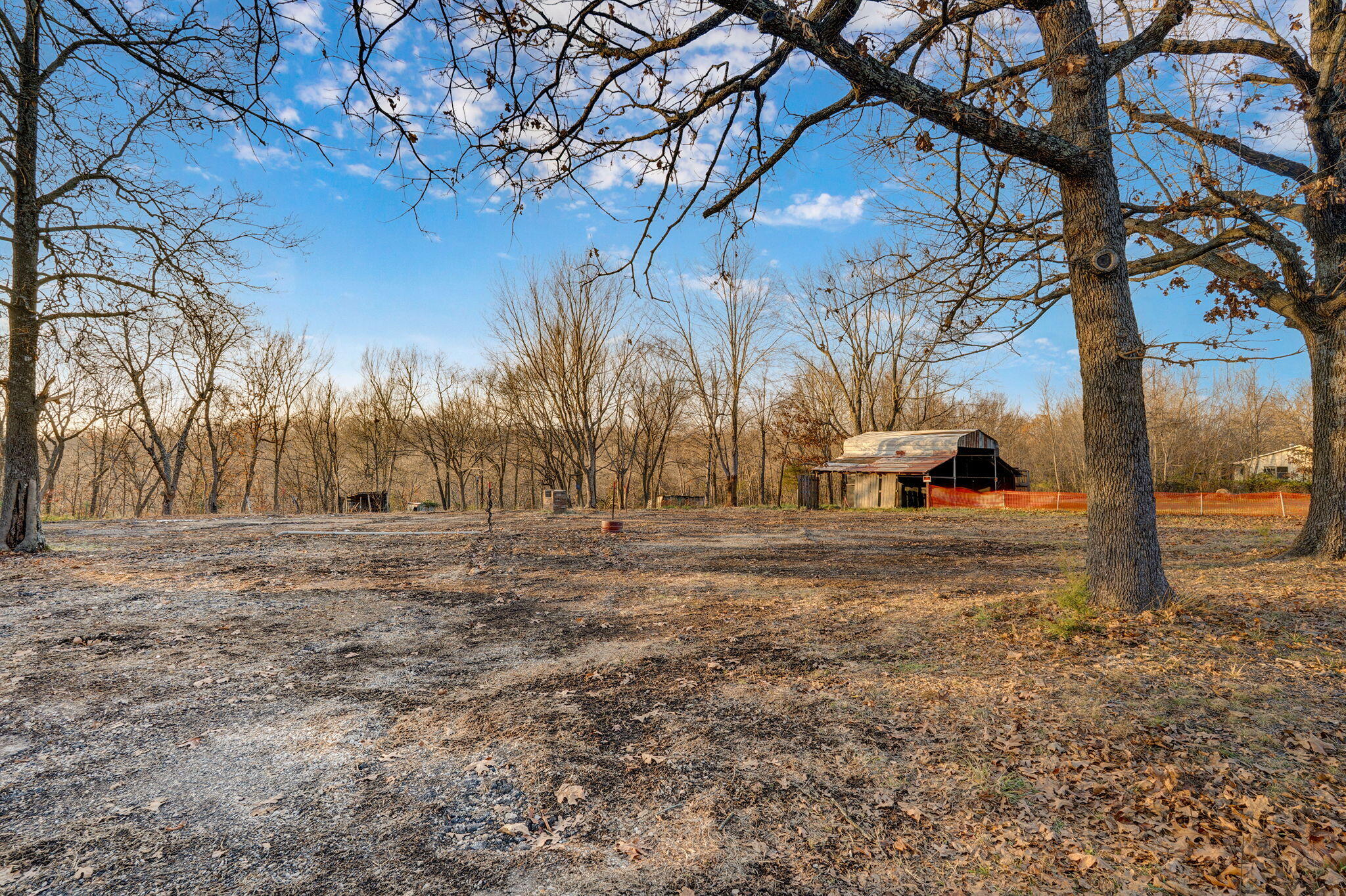 10033 North Farm Rd 165 Property Photo 1
