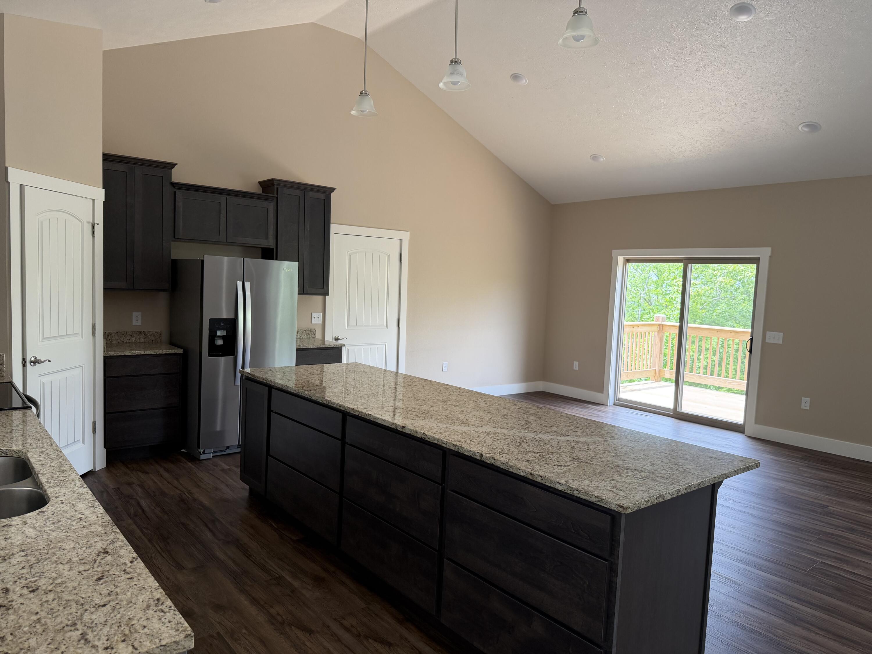180 Grand Pointe Property Photo 4
