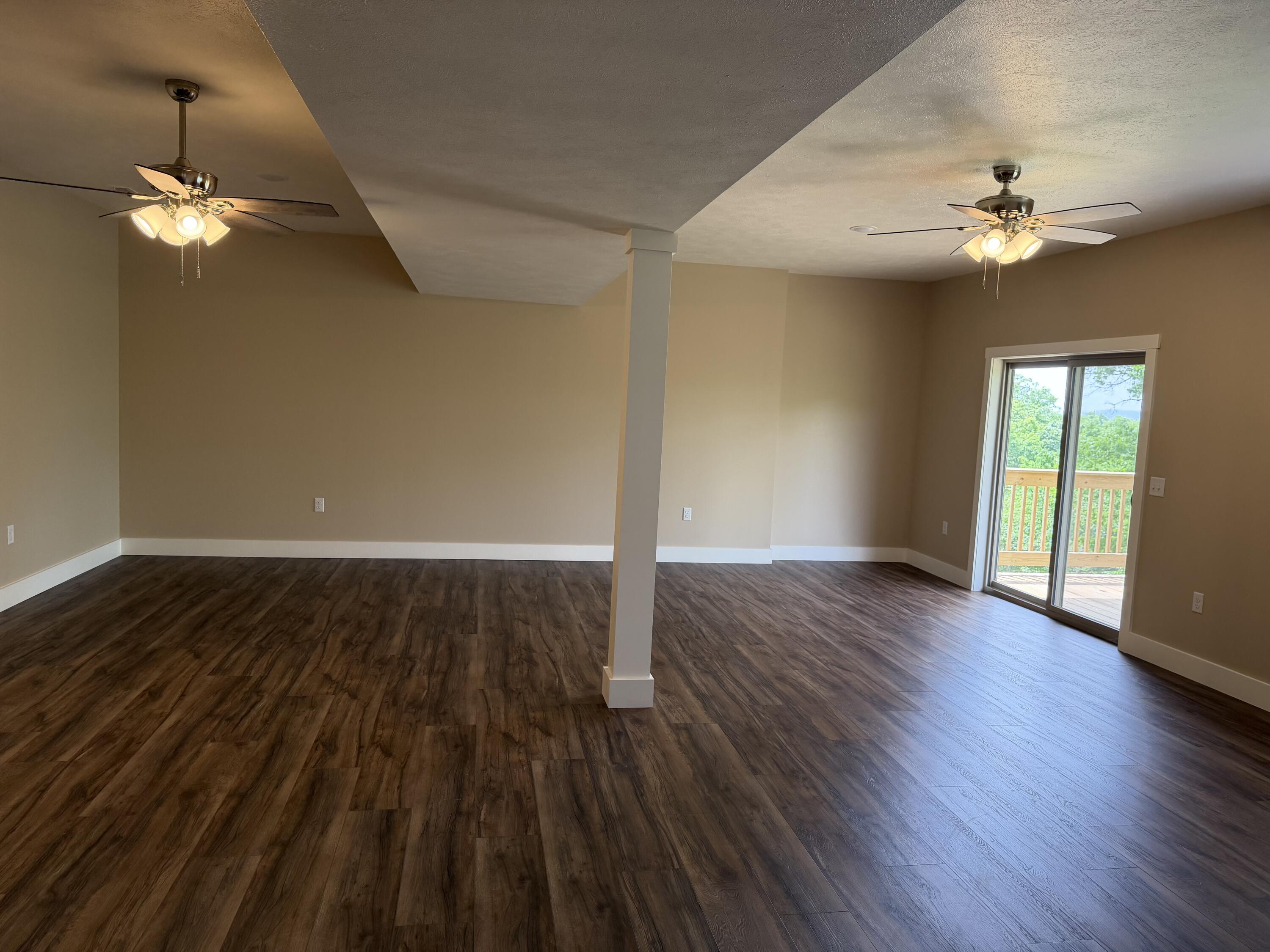 180 Grand Pointe Property Photo 19