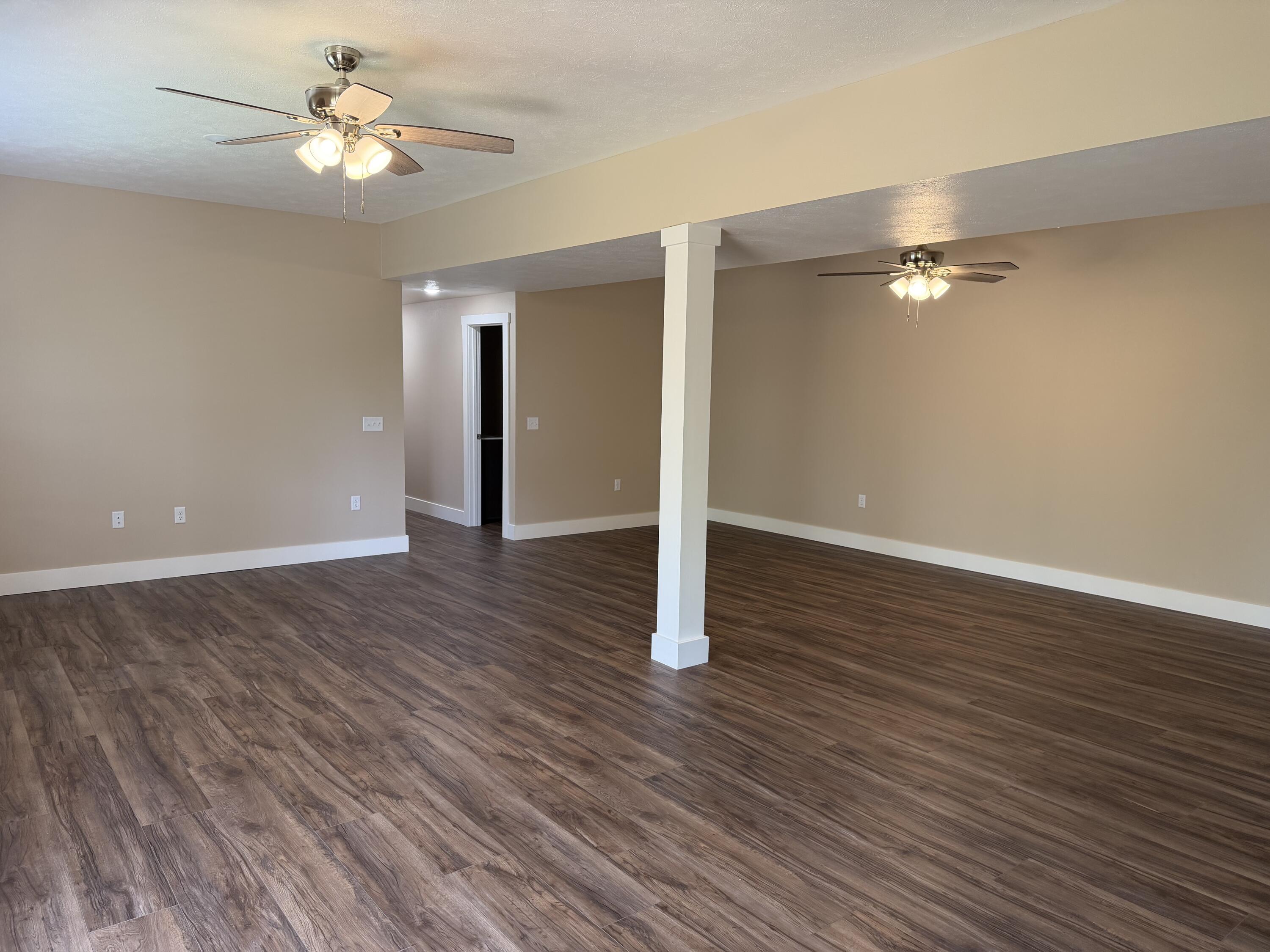 180 Grand Pointe Property Photo 20