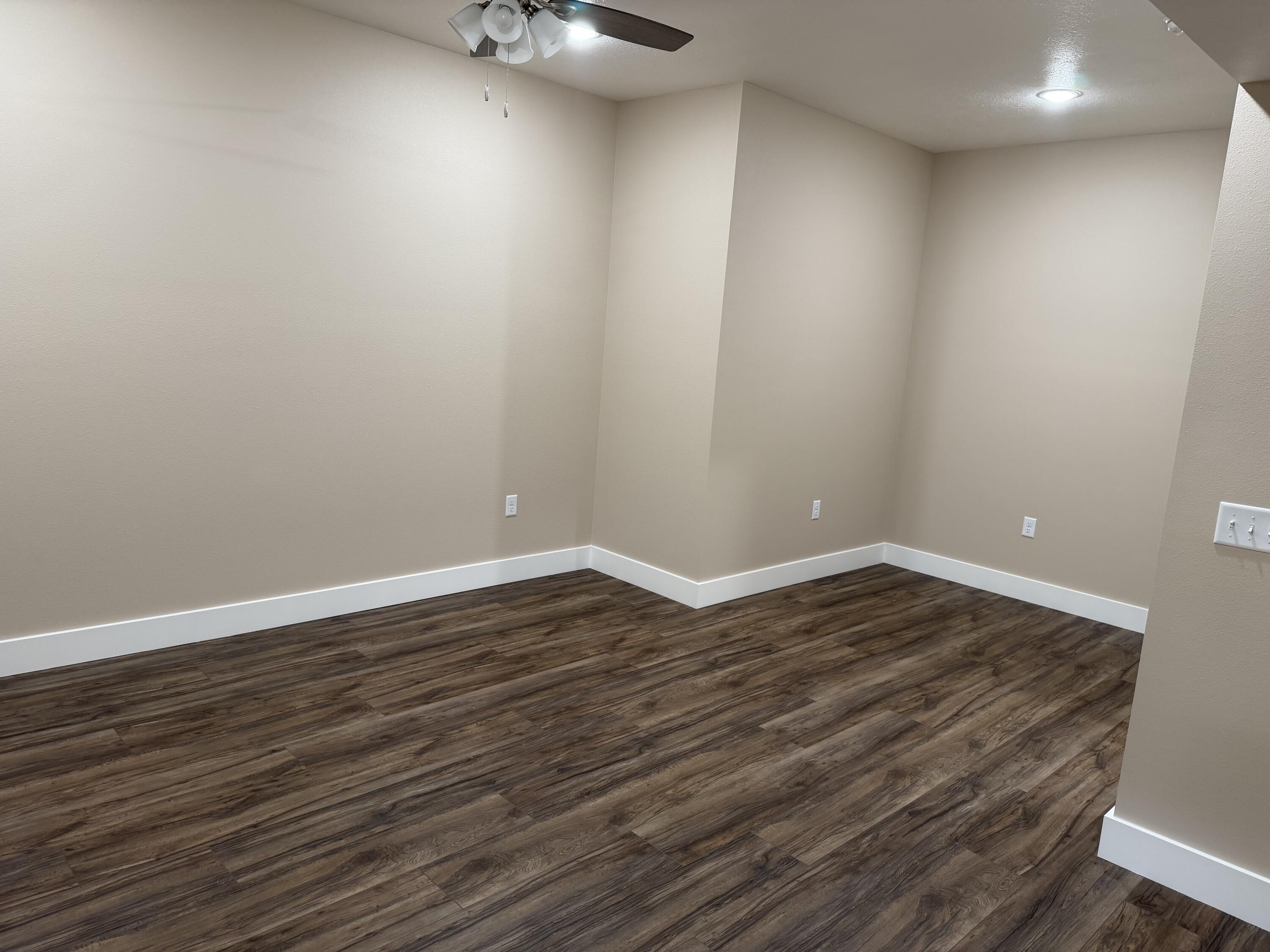 180 Grand Pointe Property Photo 32