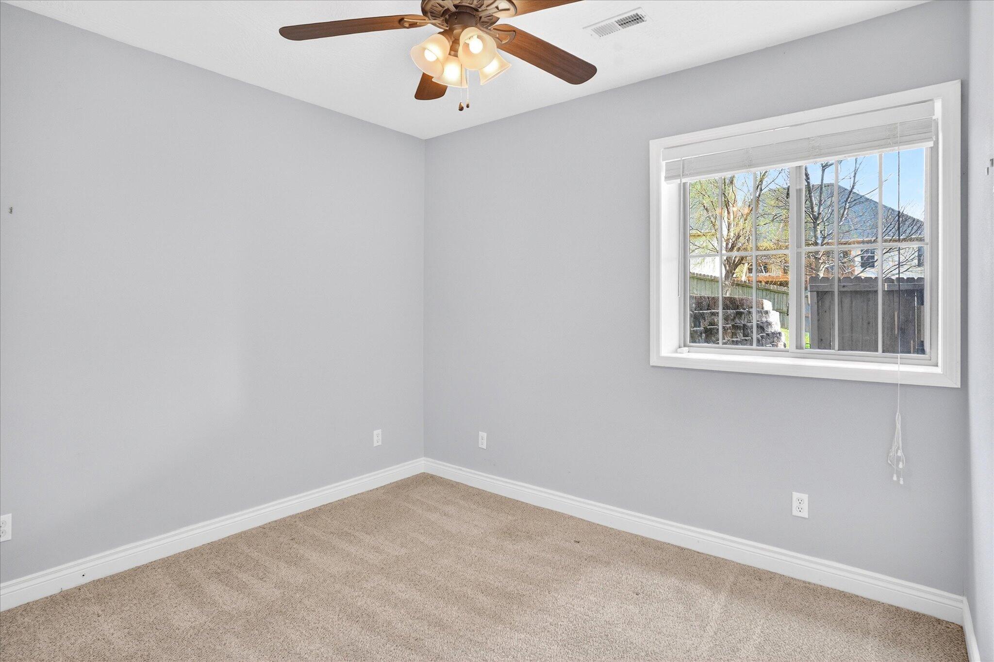 634 North Rockingham Avenue Property Photo 35
