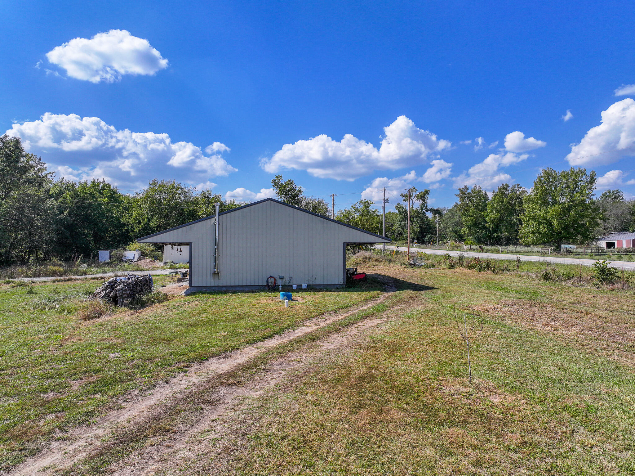 8540 Southeast Hwy 54 Property Photo 29