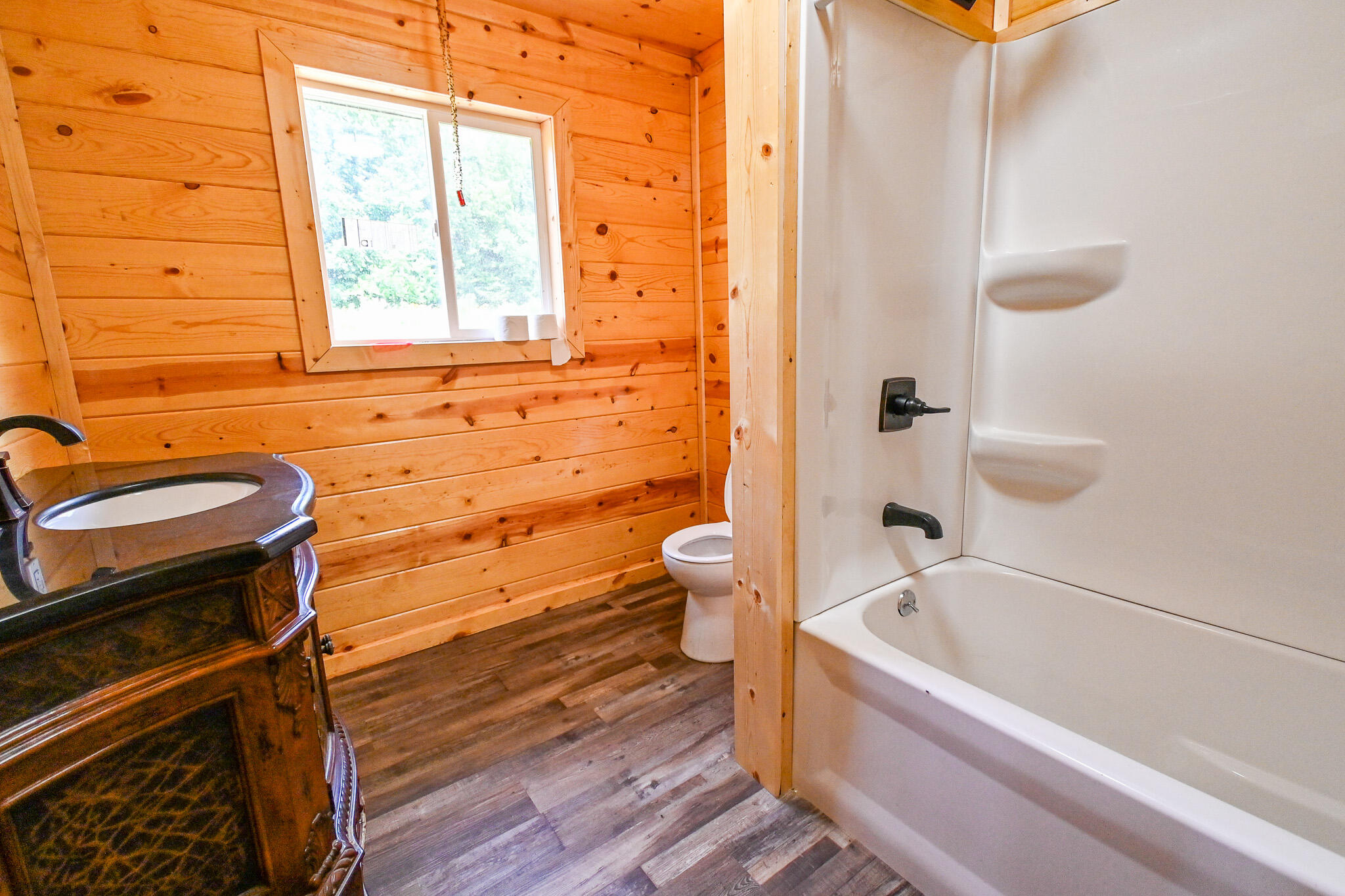 8638 Southeast Highway 54 Property Photo 21