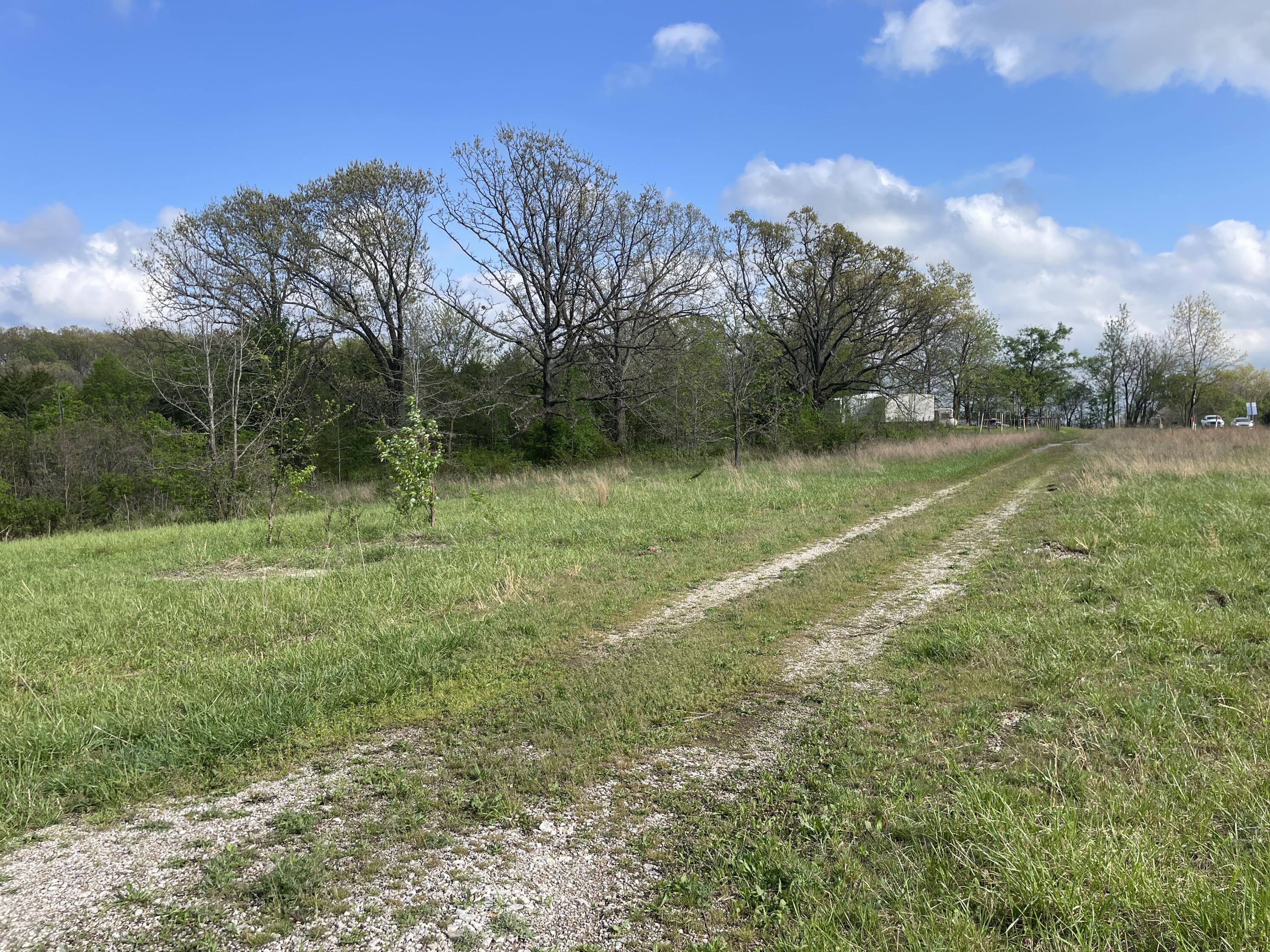 4620 Missouri 5 Property Photo 17