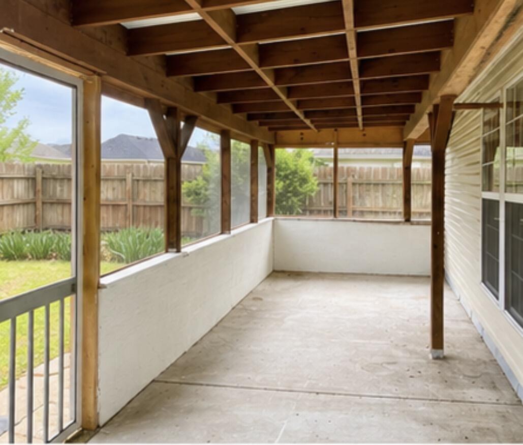 1910 Sylvan Avenue Property Photo 32