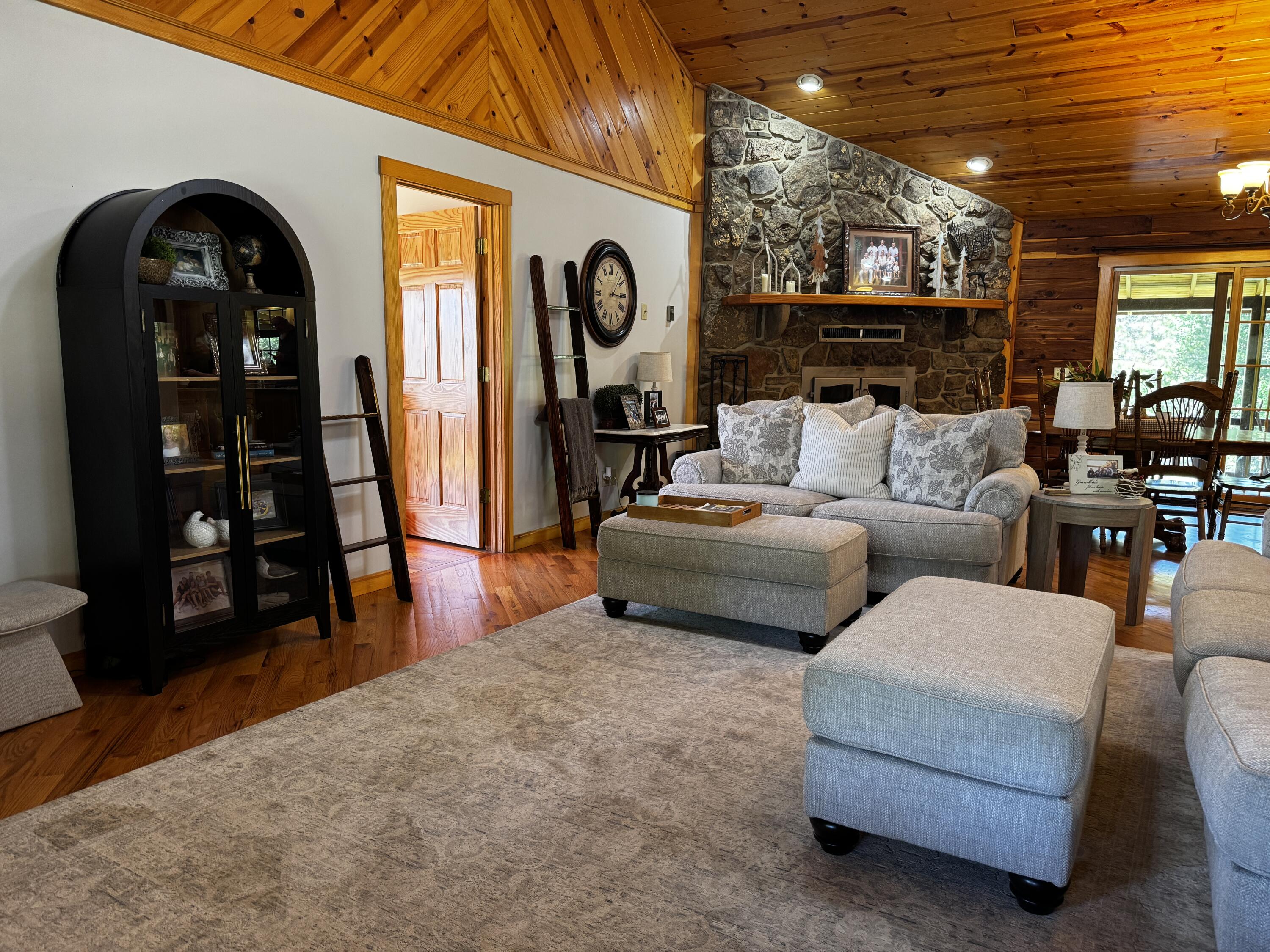 2587 State Highway Kk Property Photo 23