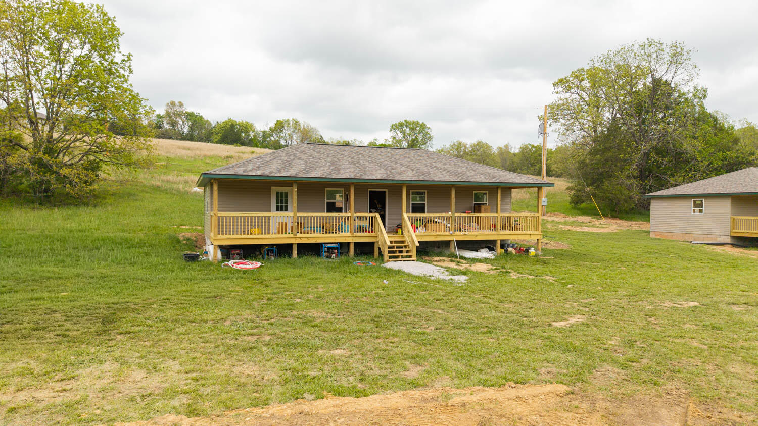 483 Foxden Drive Property Photo 12