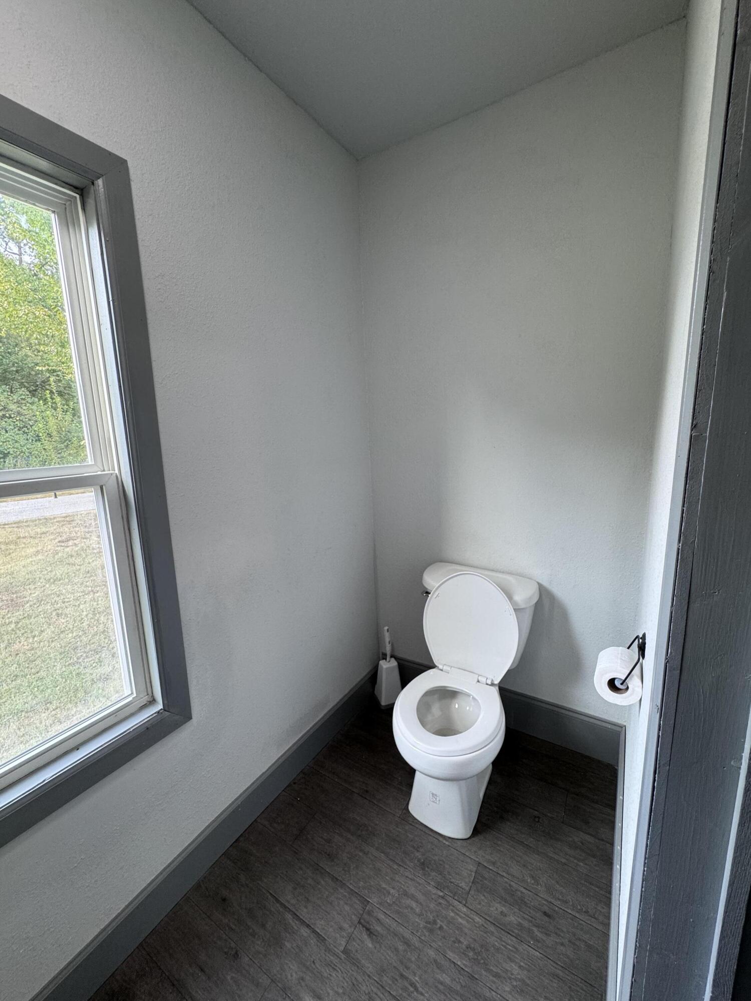 22488 Main Street Property Photo 23