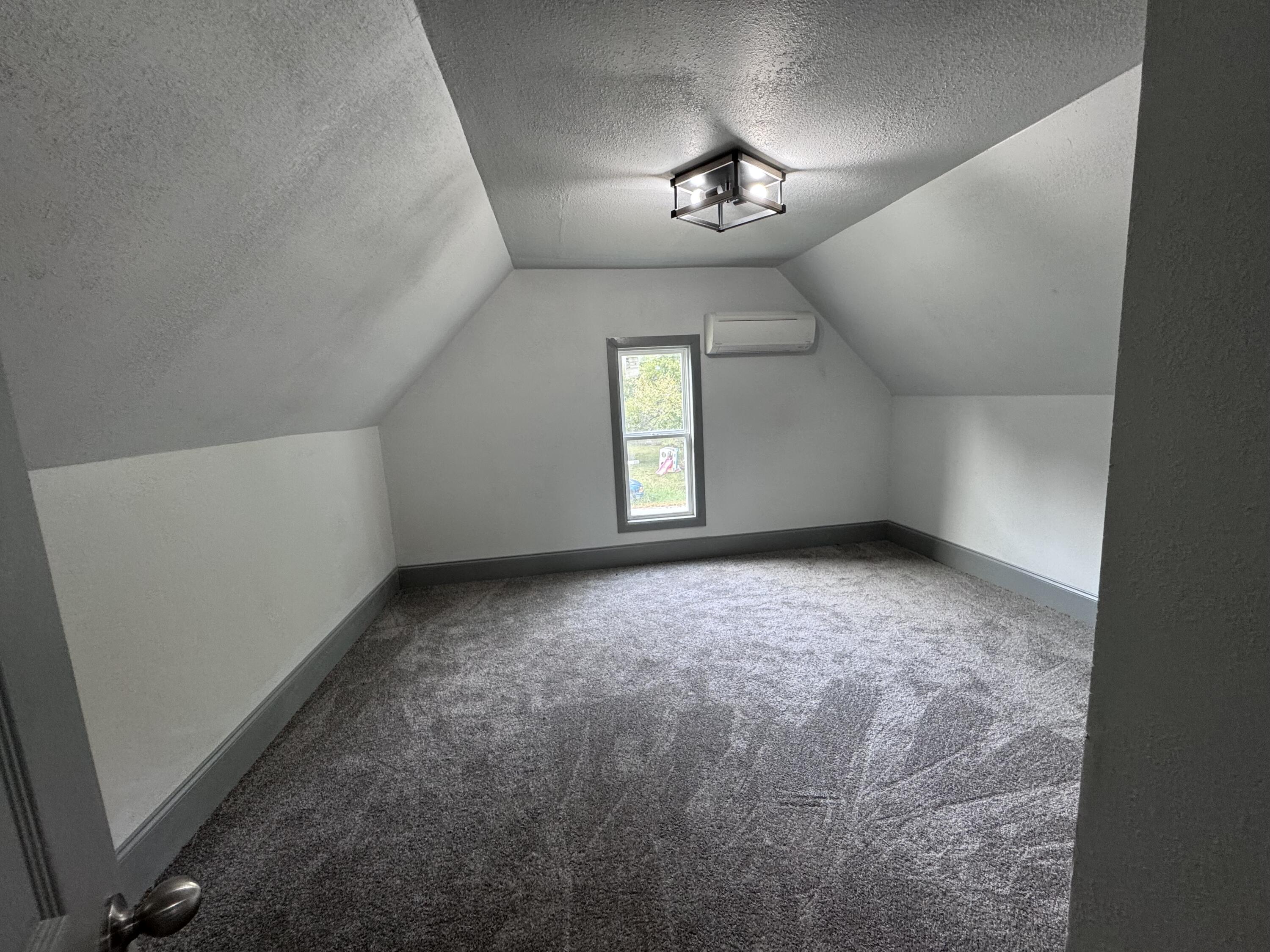 22488 Main Street Property Photo 27