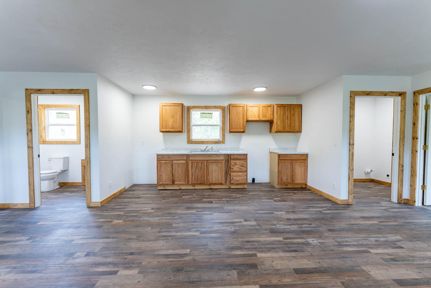 485 Foxden Drive Property Photo 4