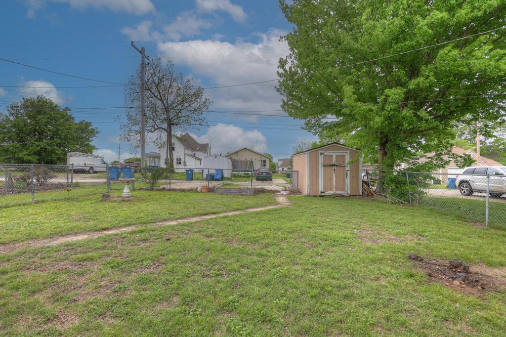 2120 South Wall Avenue Property Photo 28