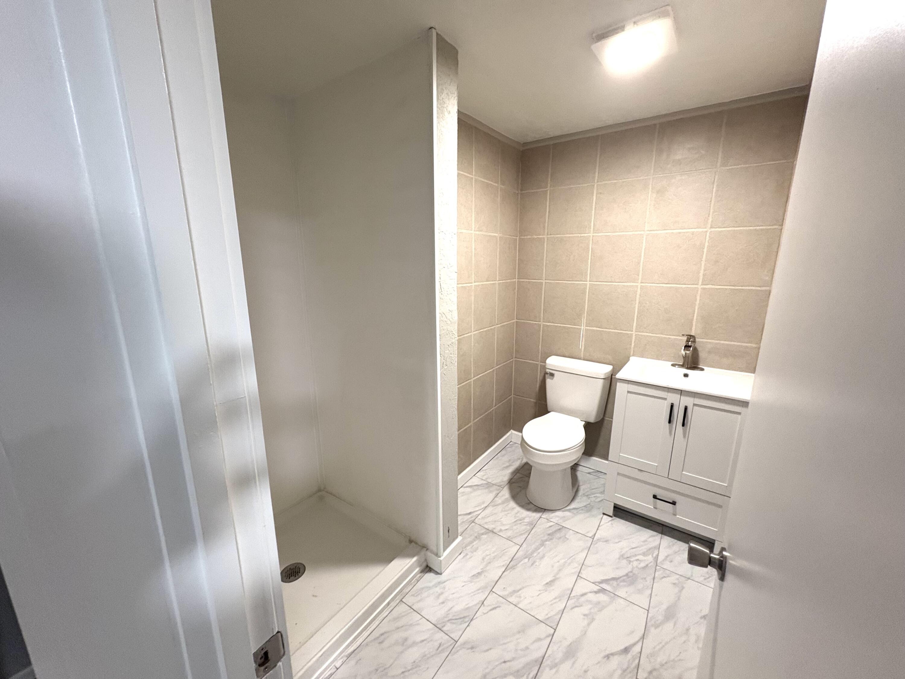 1728 North Sherman Avenue Property Photo 15