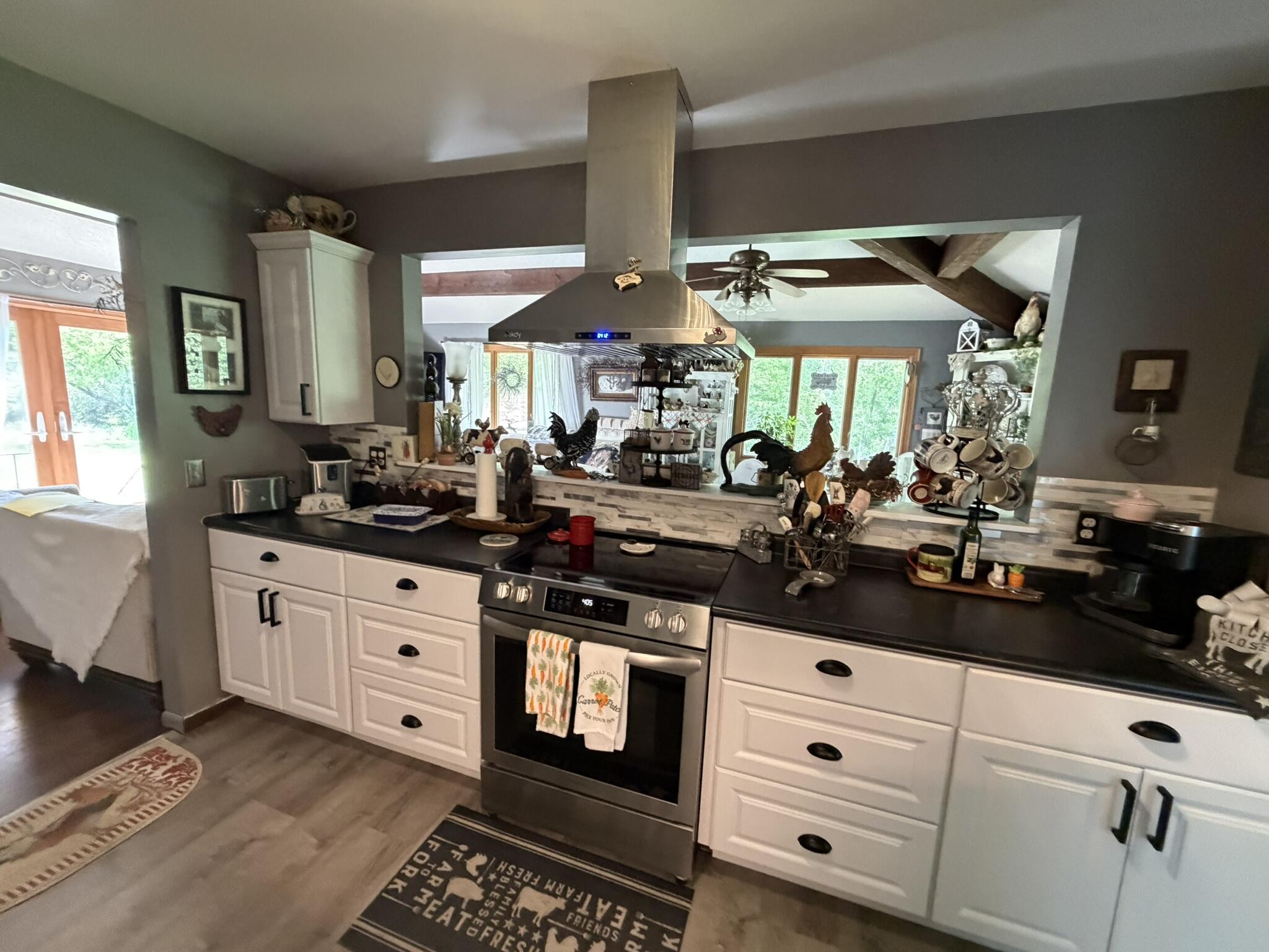 6463 Us Highway 63 Property Photo 11