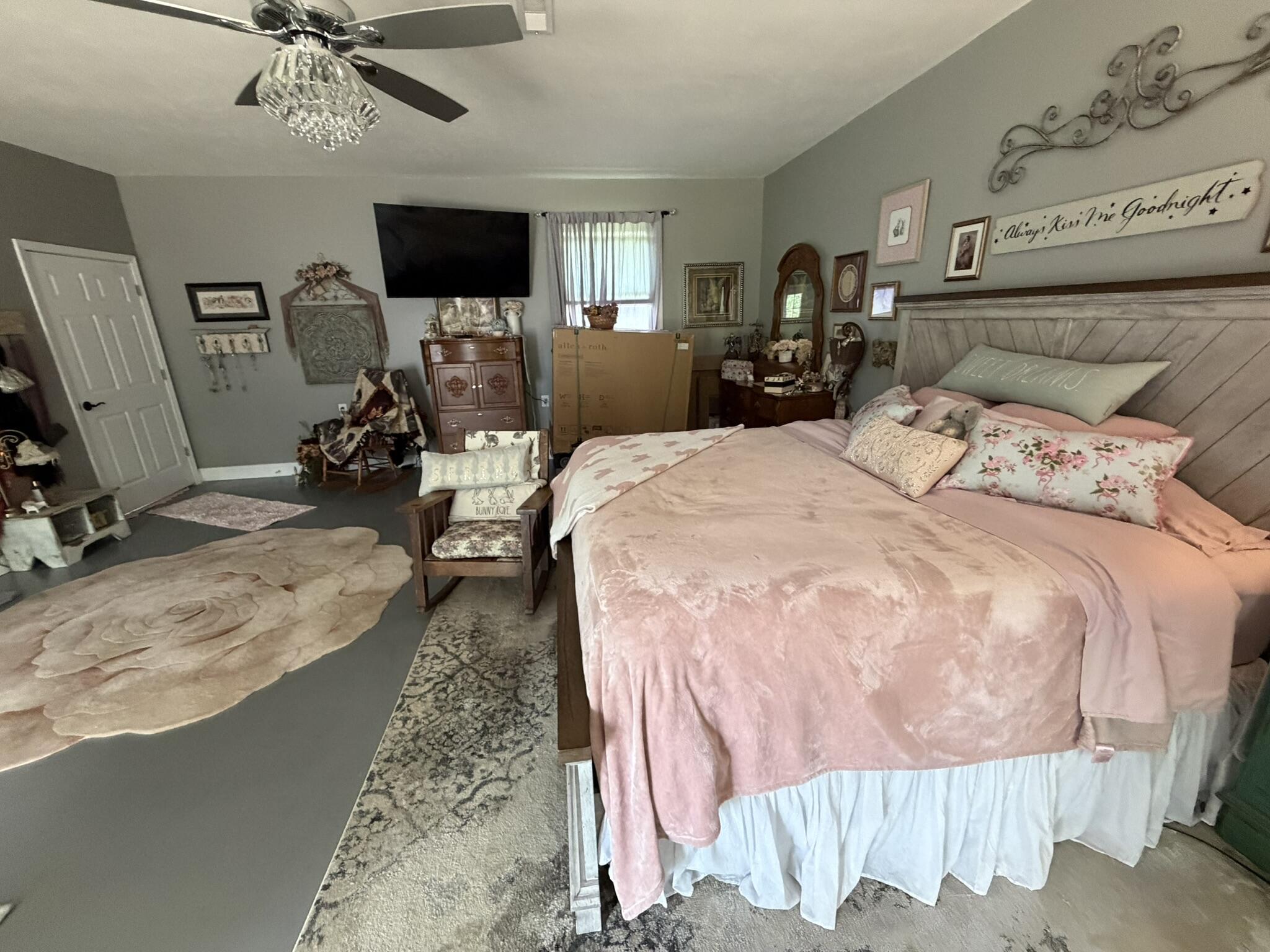 6463 Us Highway 63 Property Photo 33