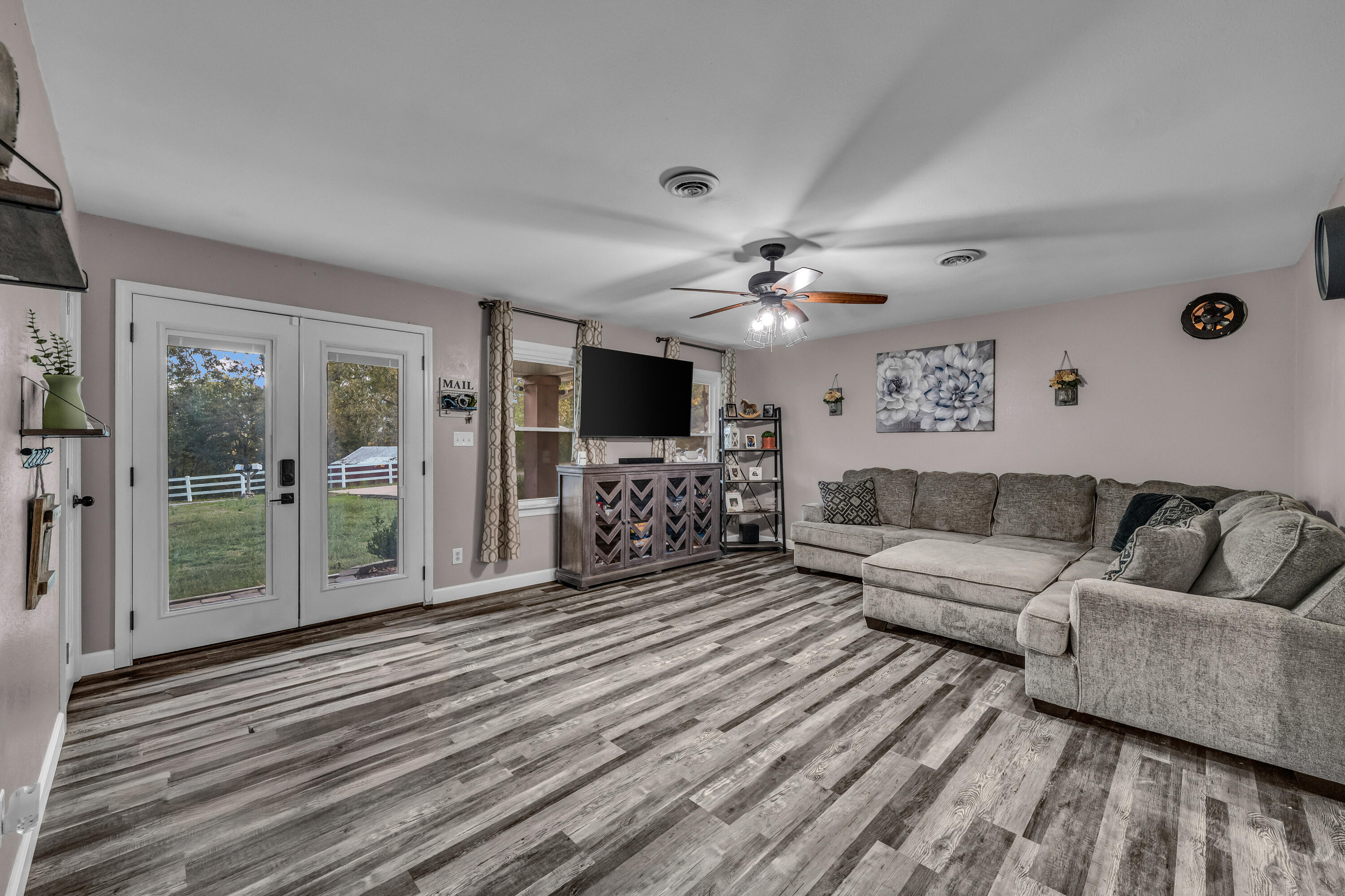 625 County Road 8330 Property Photo 5