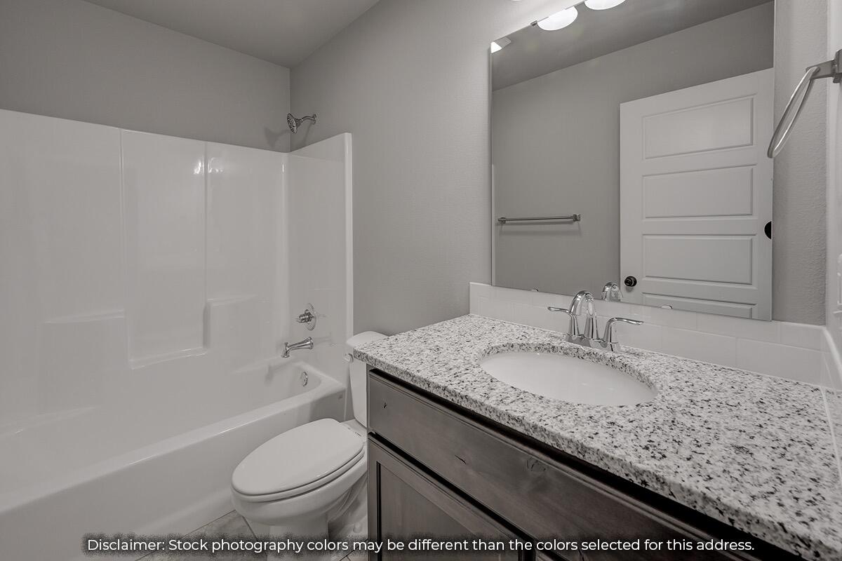 1009 West Pebblebrooke Drive Property Photo 12