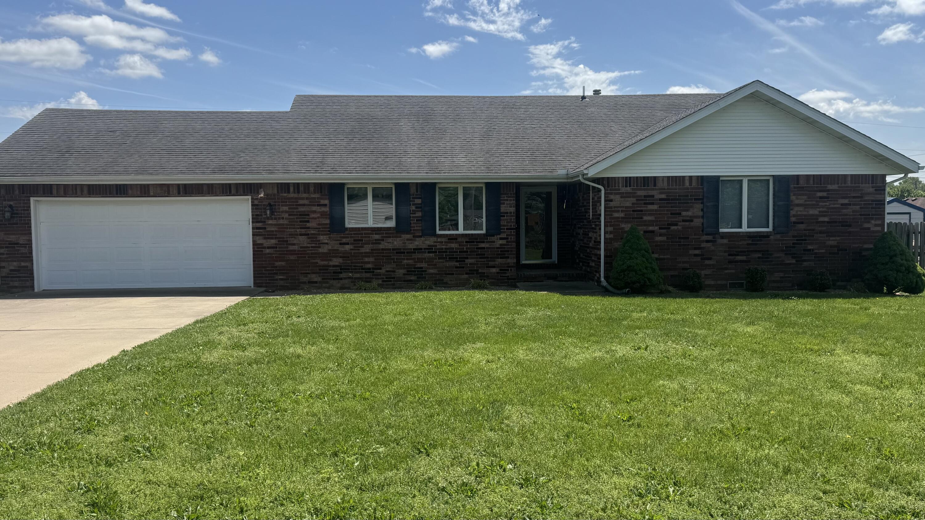417 Schulz Avenue Property Photo 1