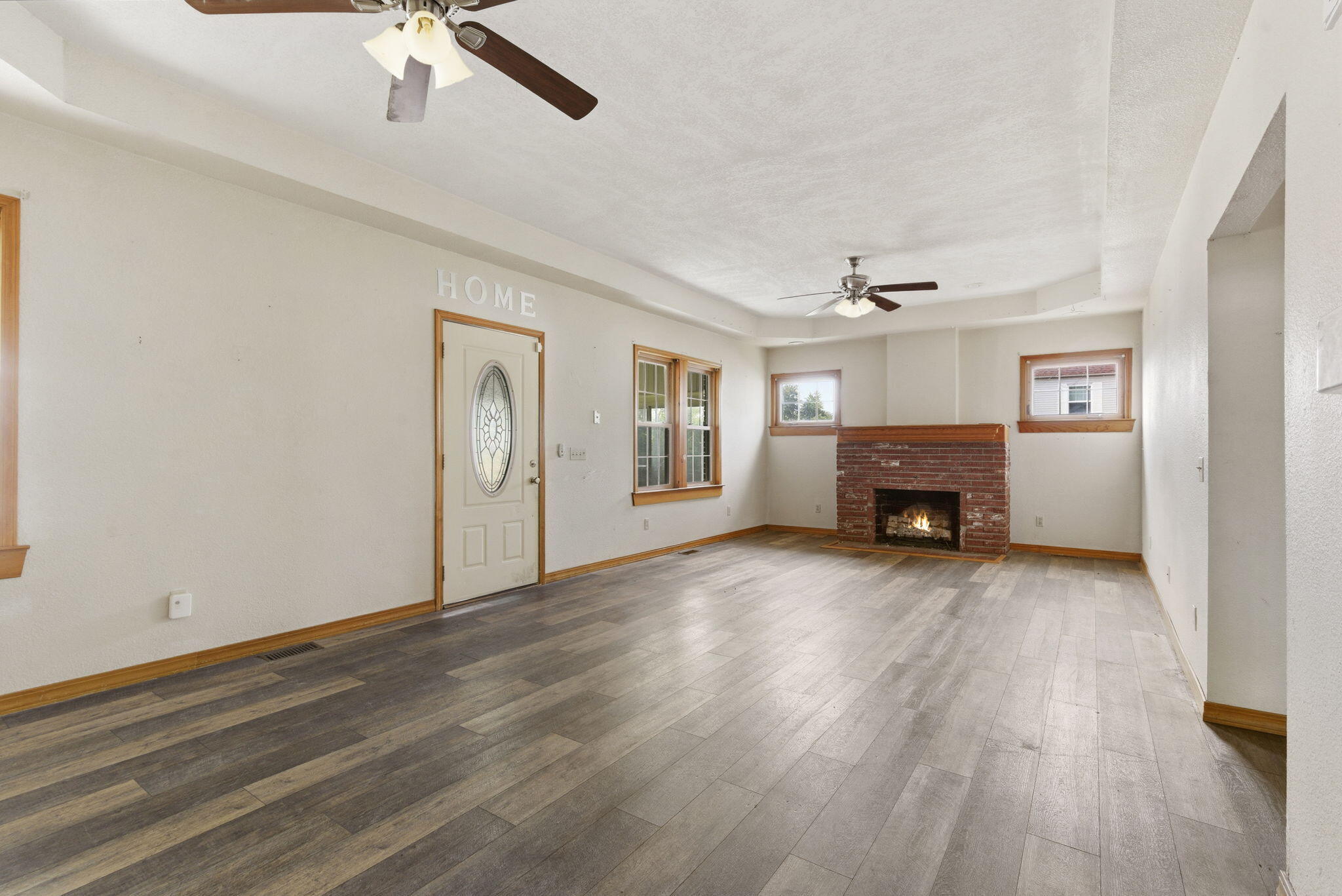 600 North Central Avenue Property Photo 6