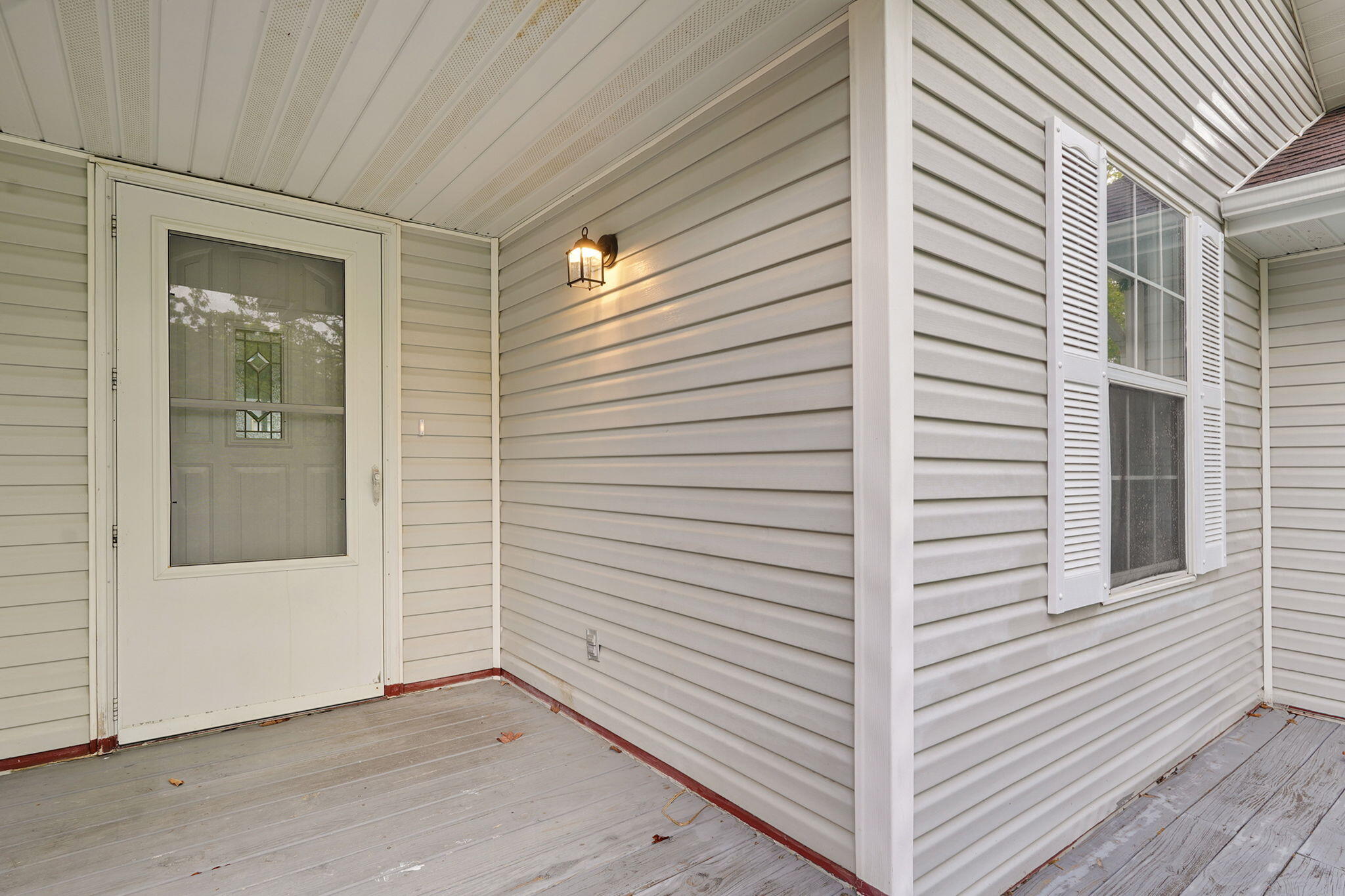 813 Galena Road Property Photo 4