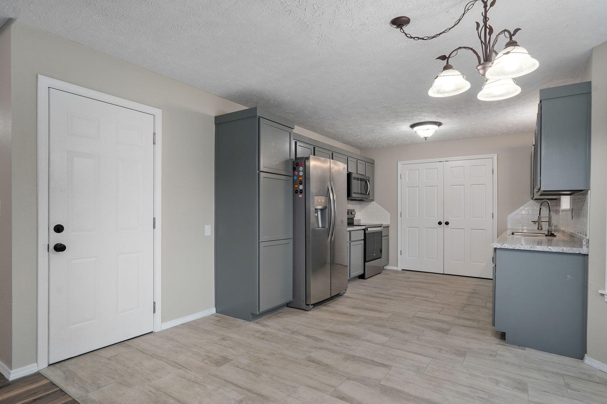 813 Galena Road Property Photo 10
